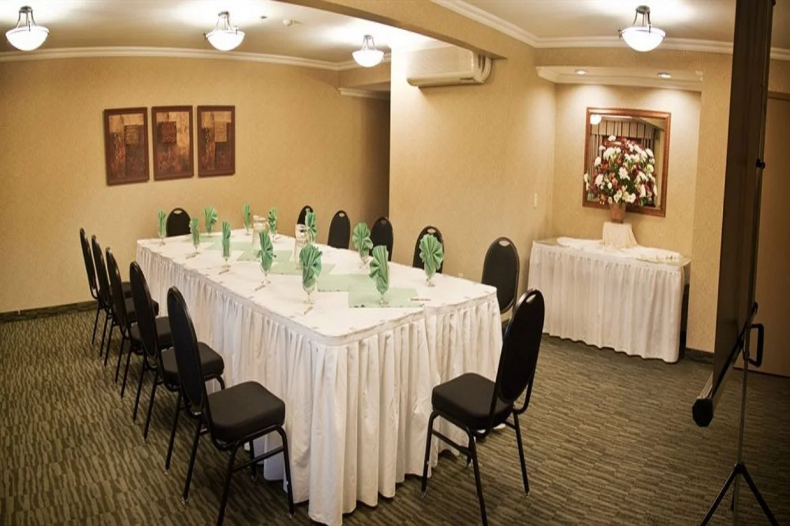 Accent Inns Vancouver Airport