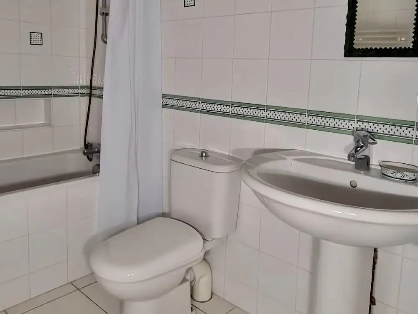 Beautiful Holiday Home With Private Pool