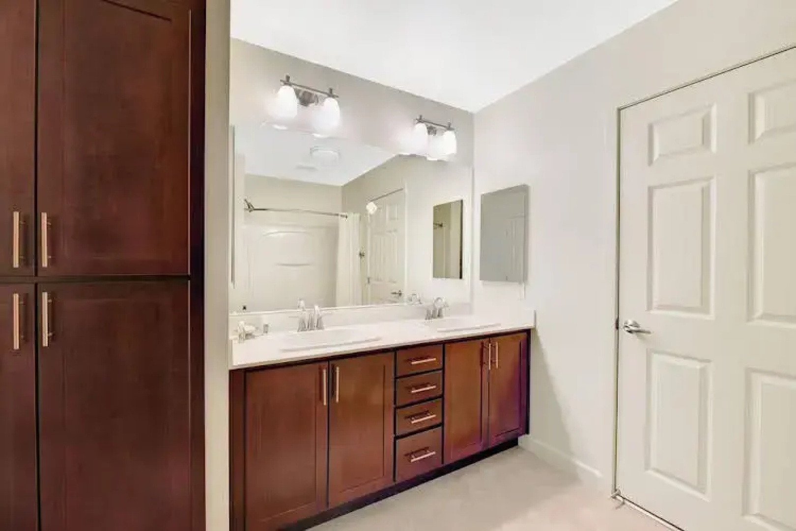 Oakwood At Via