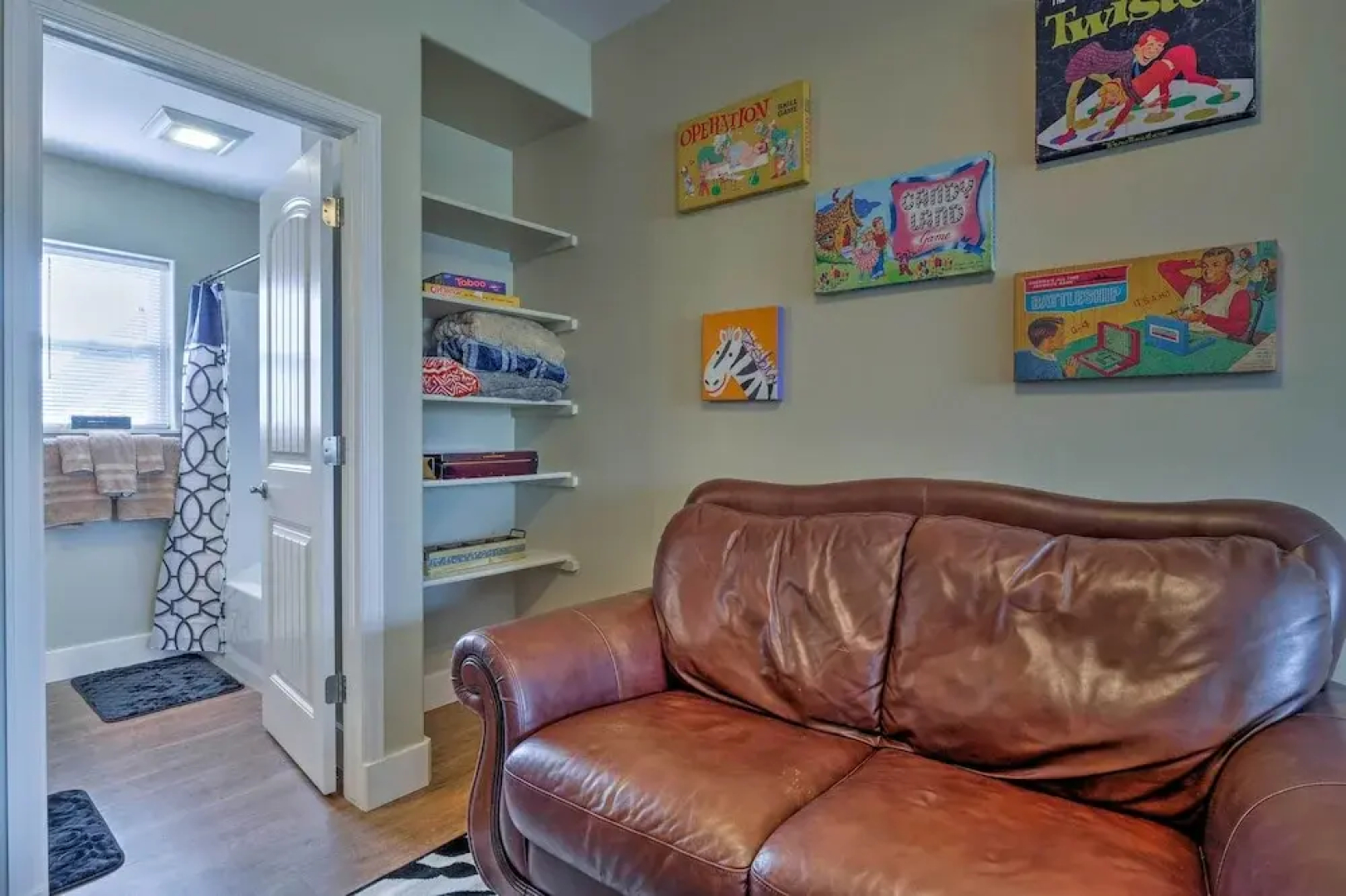 30 Mi to Crested Butte: Dog-friendly Home By River