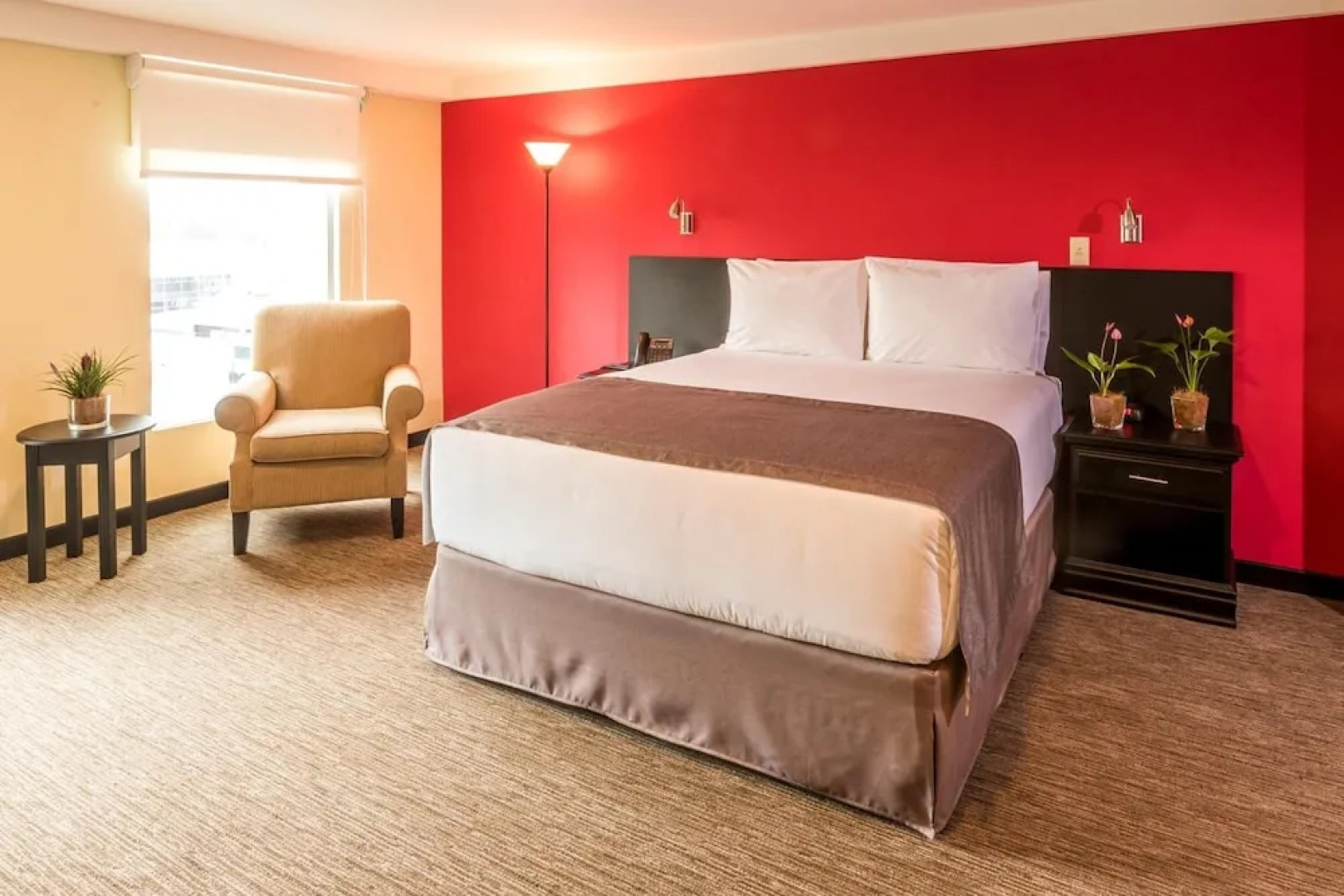 Urban Green Hotel & Suites