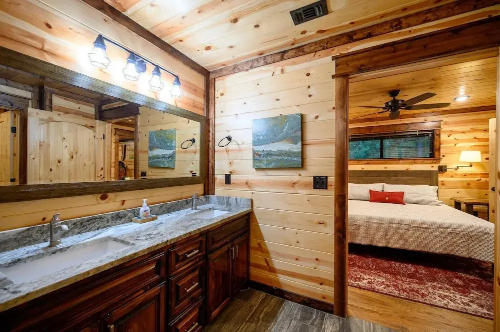 Sugar Daddy Cabin for 13!