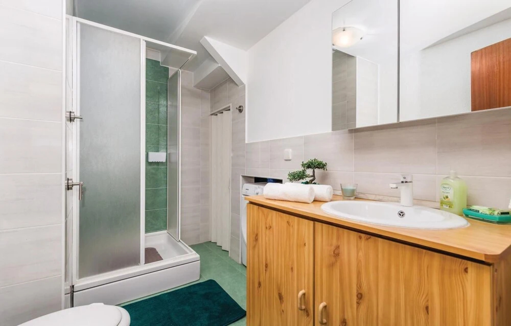 Stunning Home in Fuzine With Wifi and 2 Bedrooms