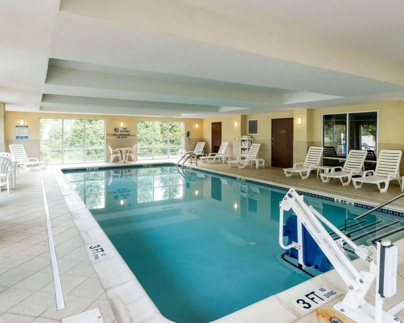 Comfort Suites Seaford