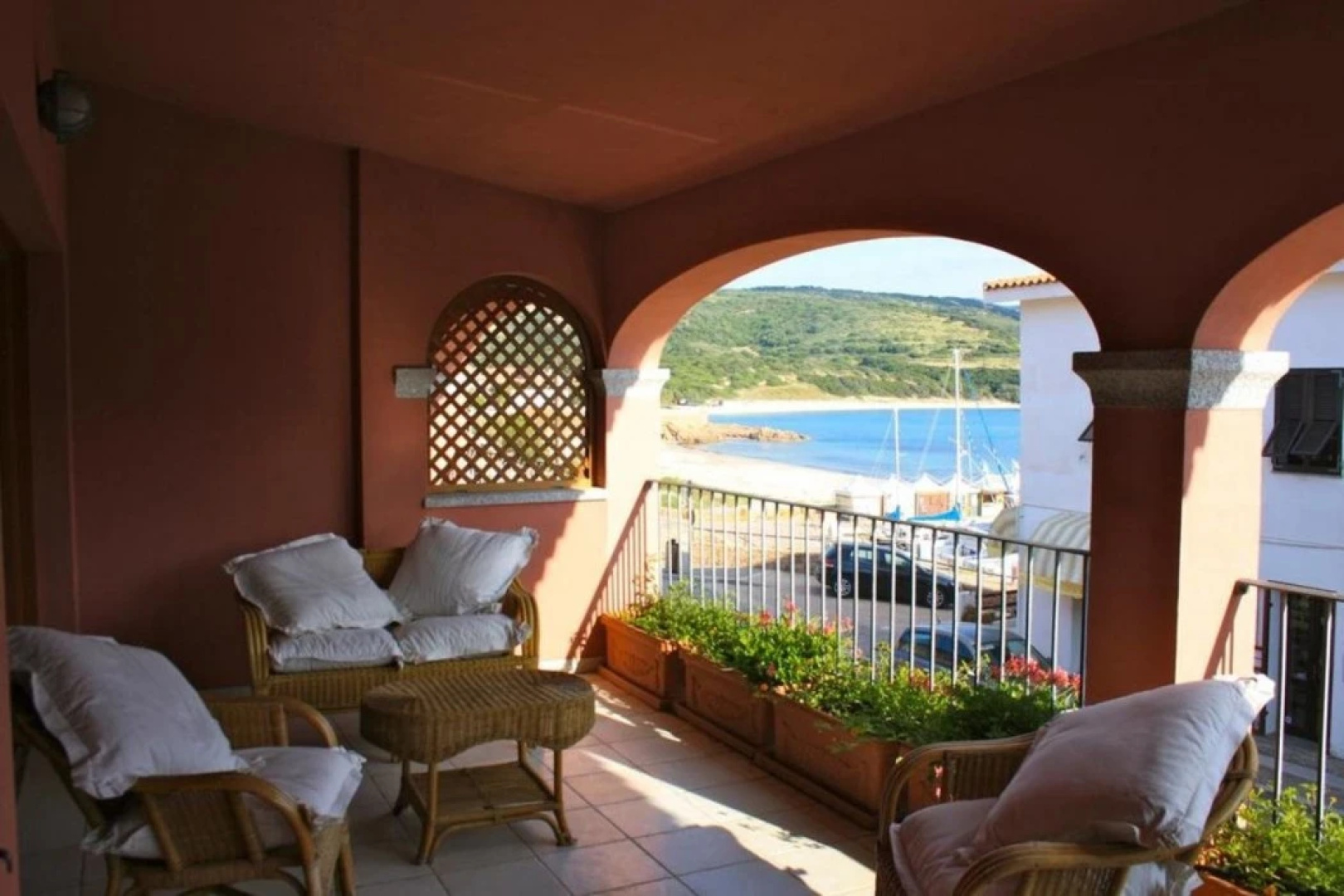 Appartamenti Isola Rossa Borgo Di Mare