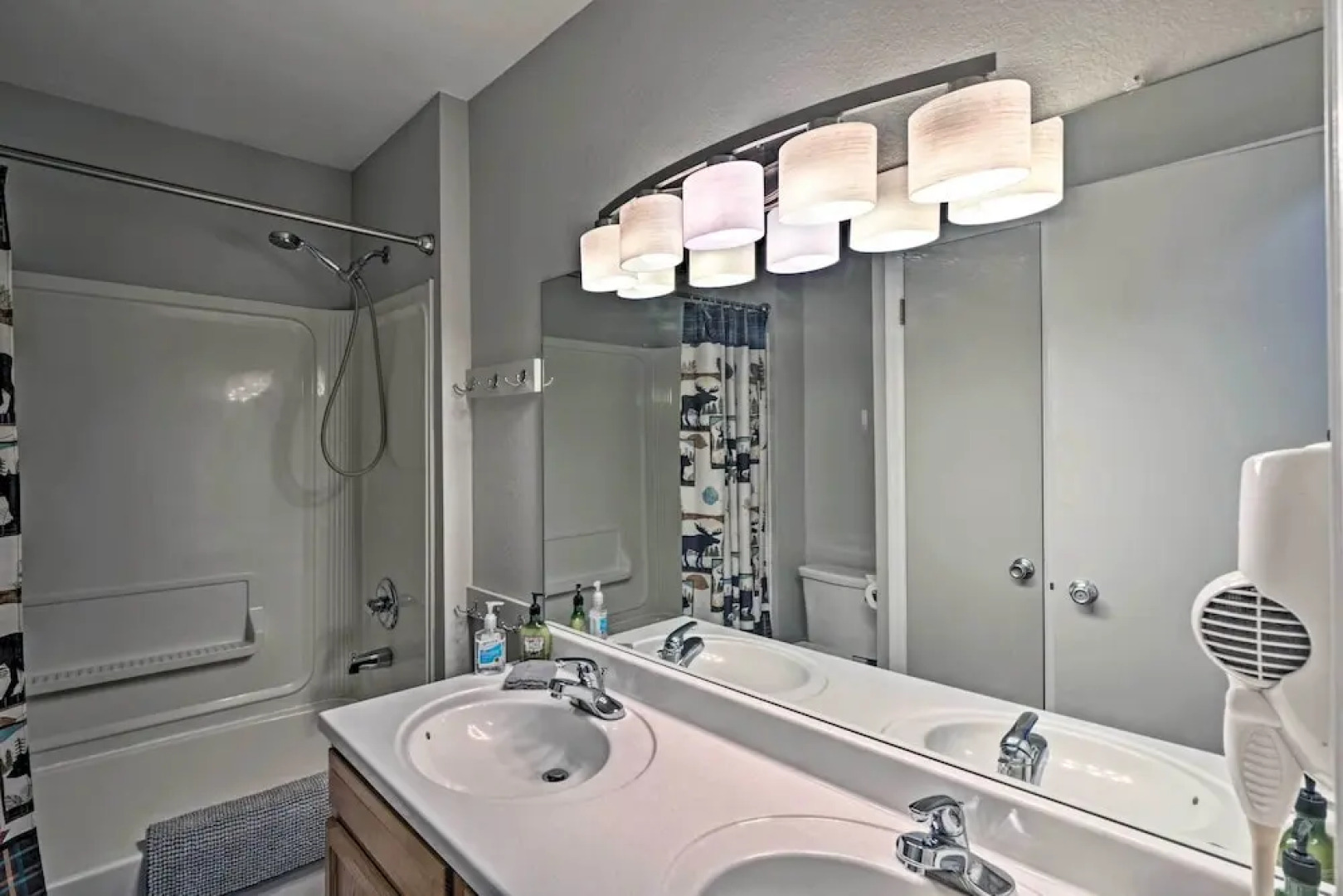 2 Mi to Granby Ranch: Condo w/ Hot Tub Access