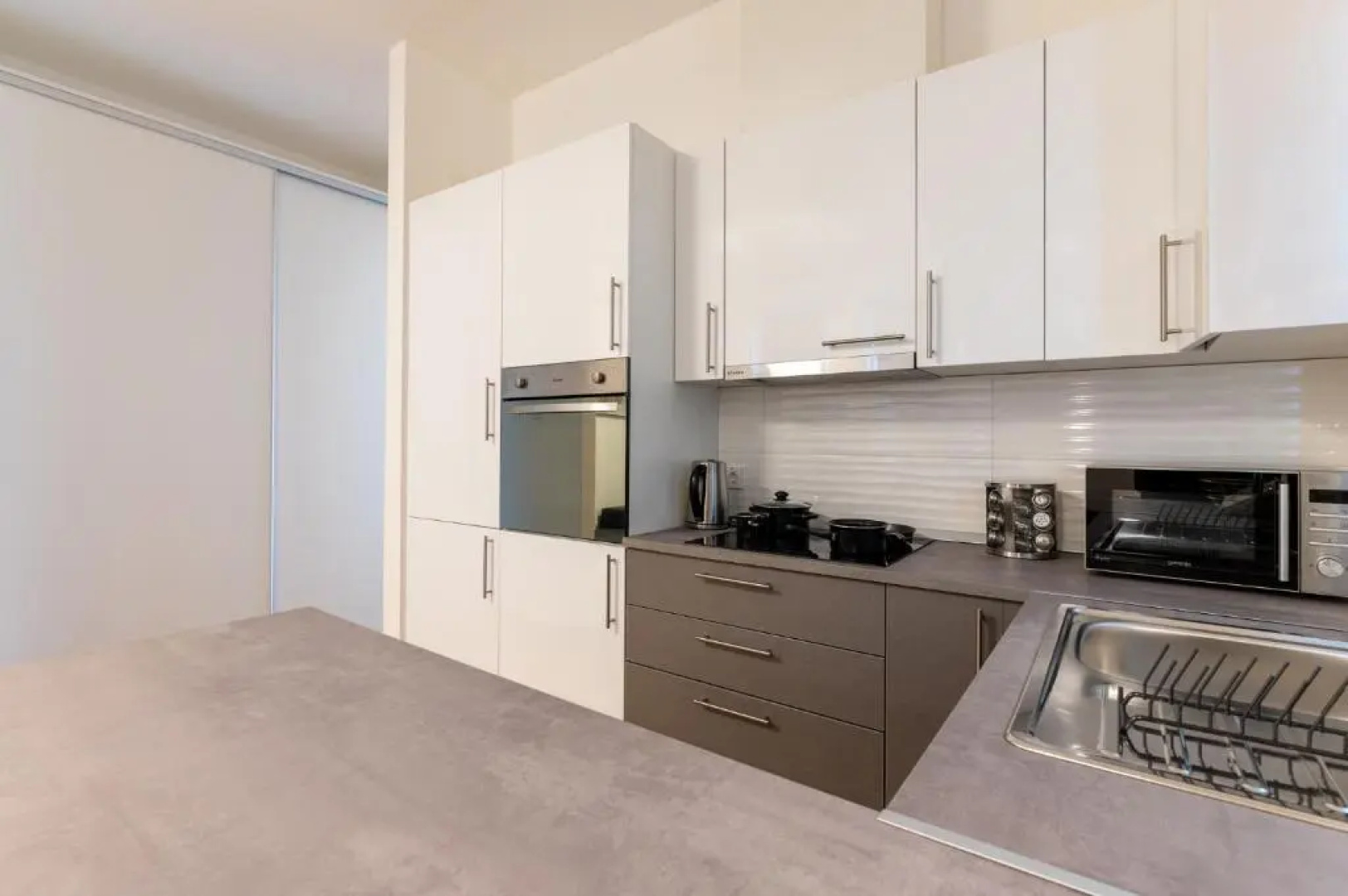 Apartments Adversarium