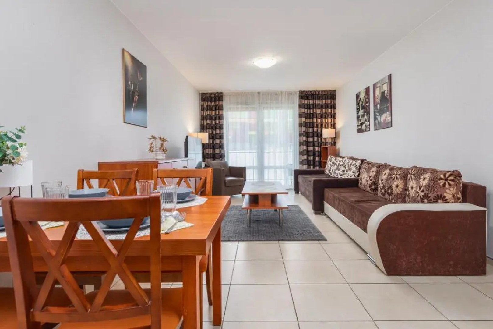 Apartments Aquarius by Renters