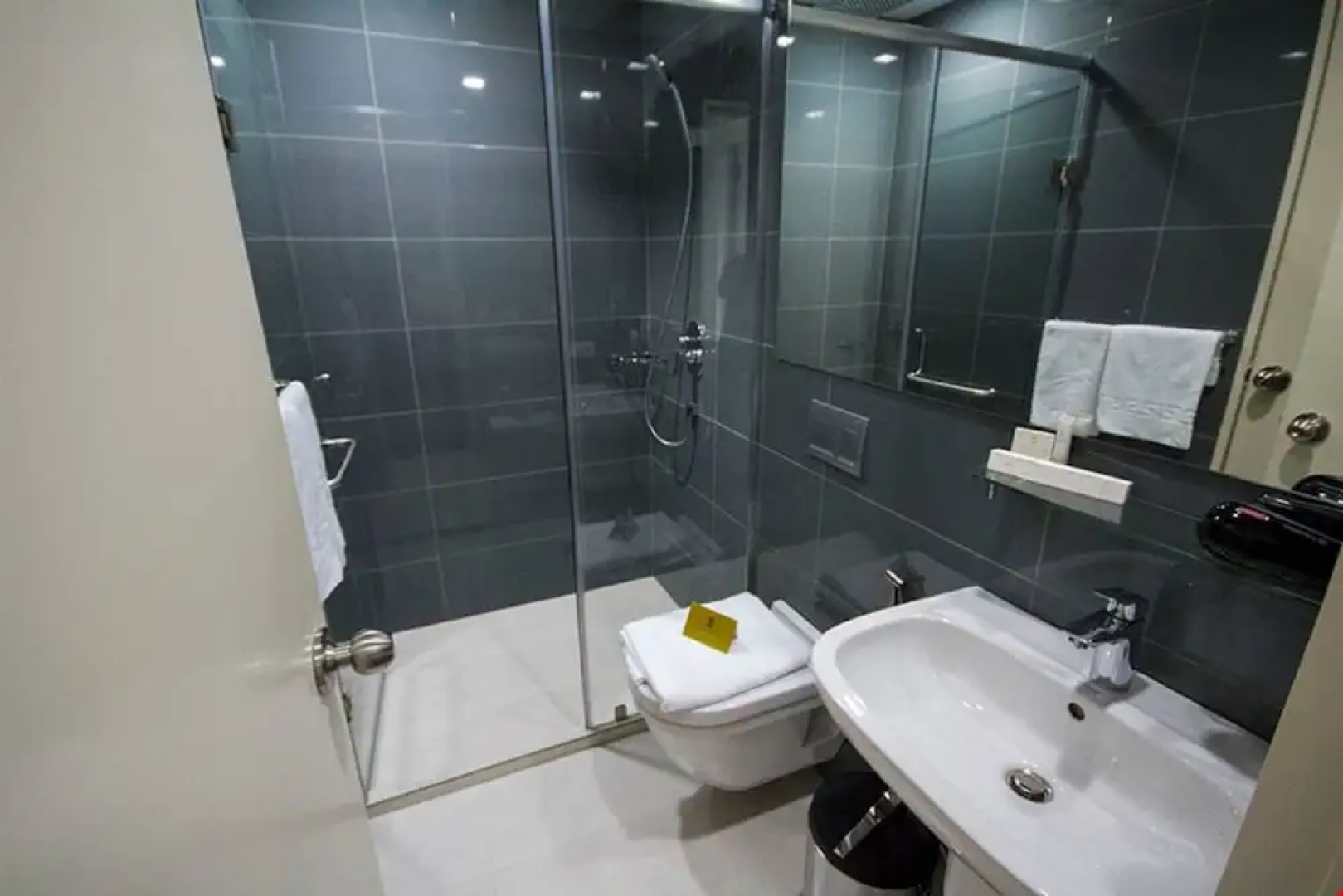 Acqua 6 @ The Acqua Residences