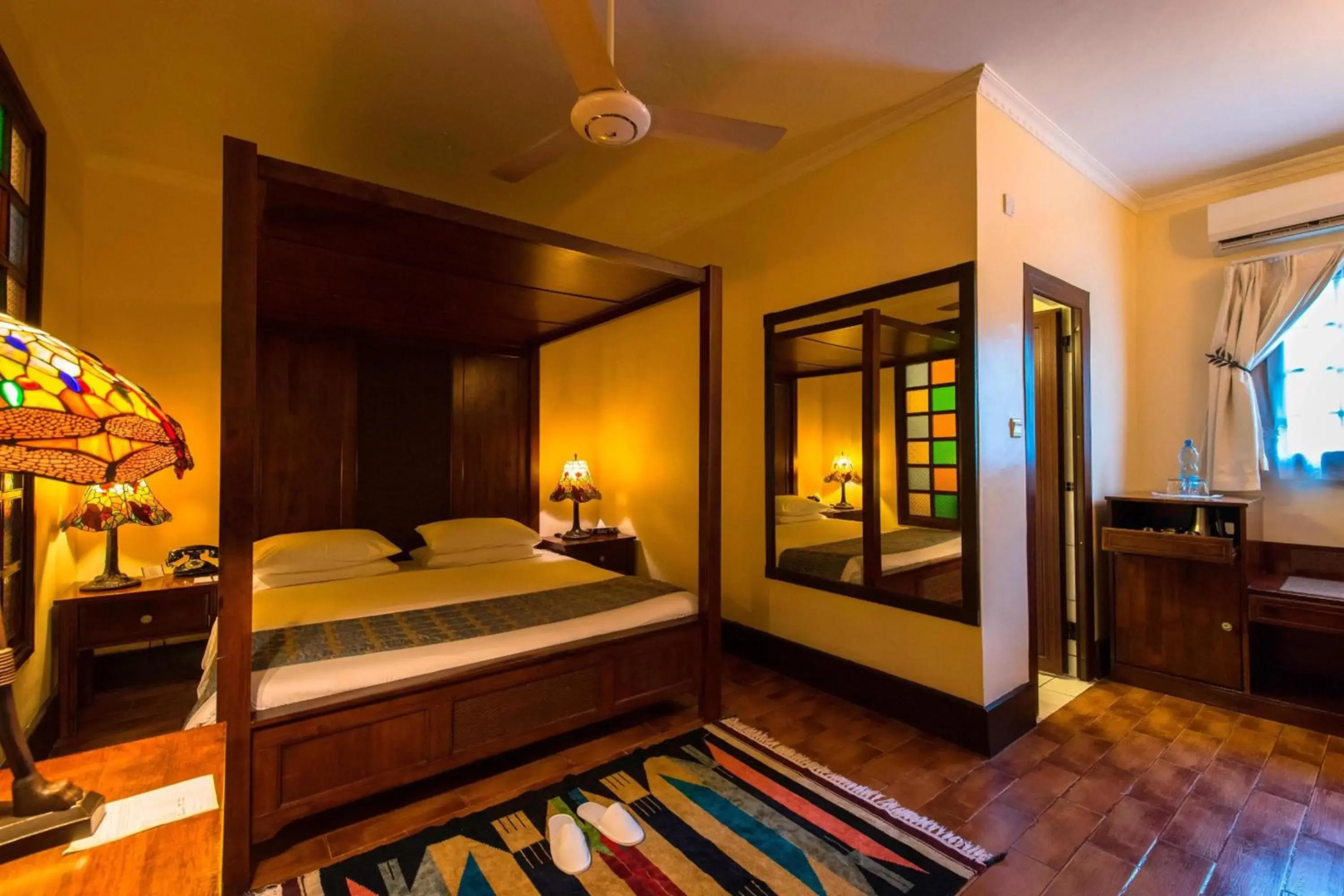 Отель Protea by Marriott Dar es Salaam Courtyard