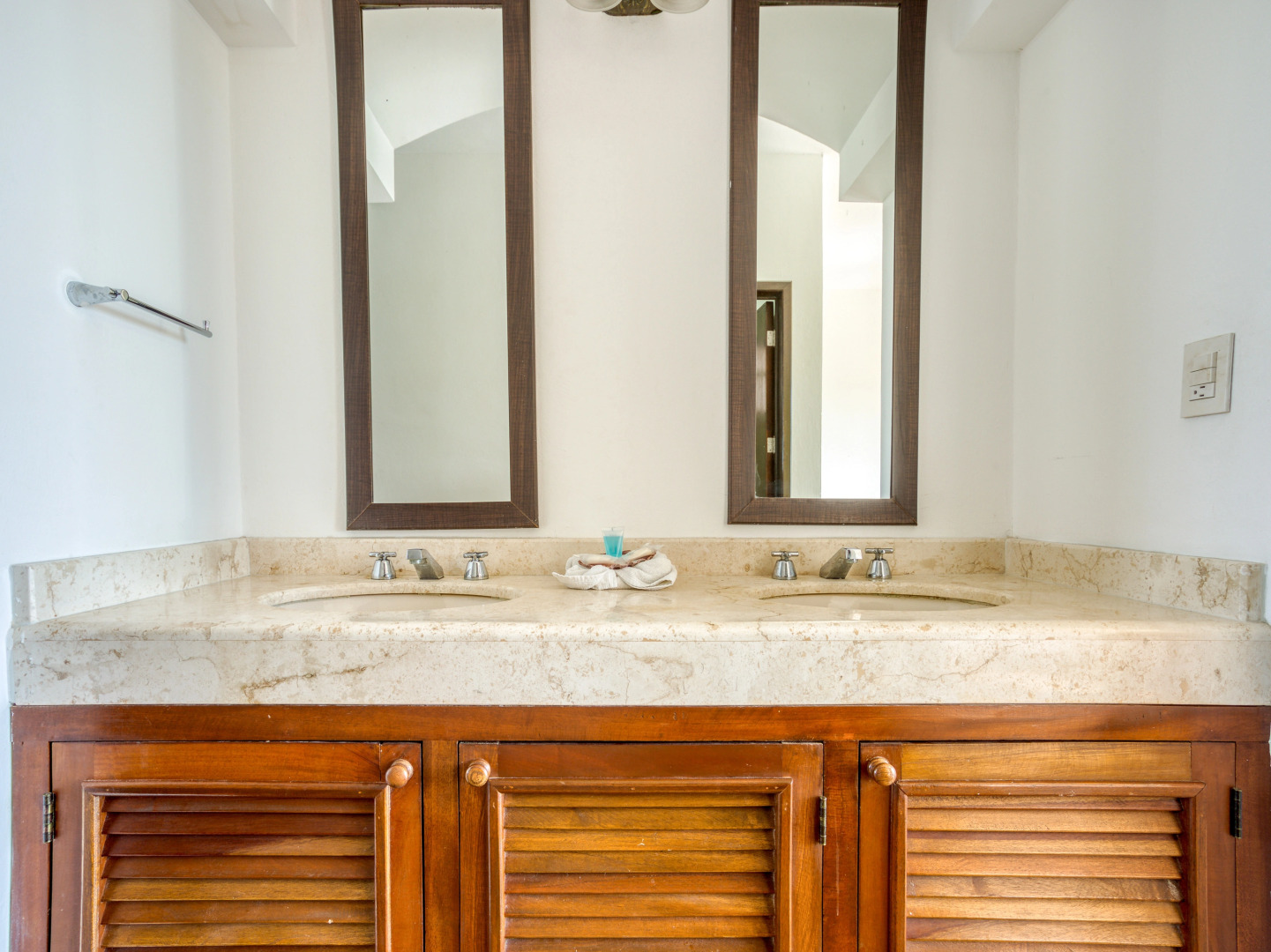 Chac Chi Hotel and Suites