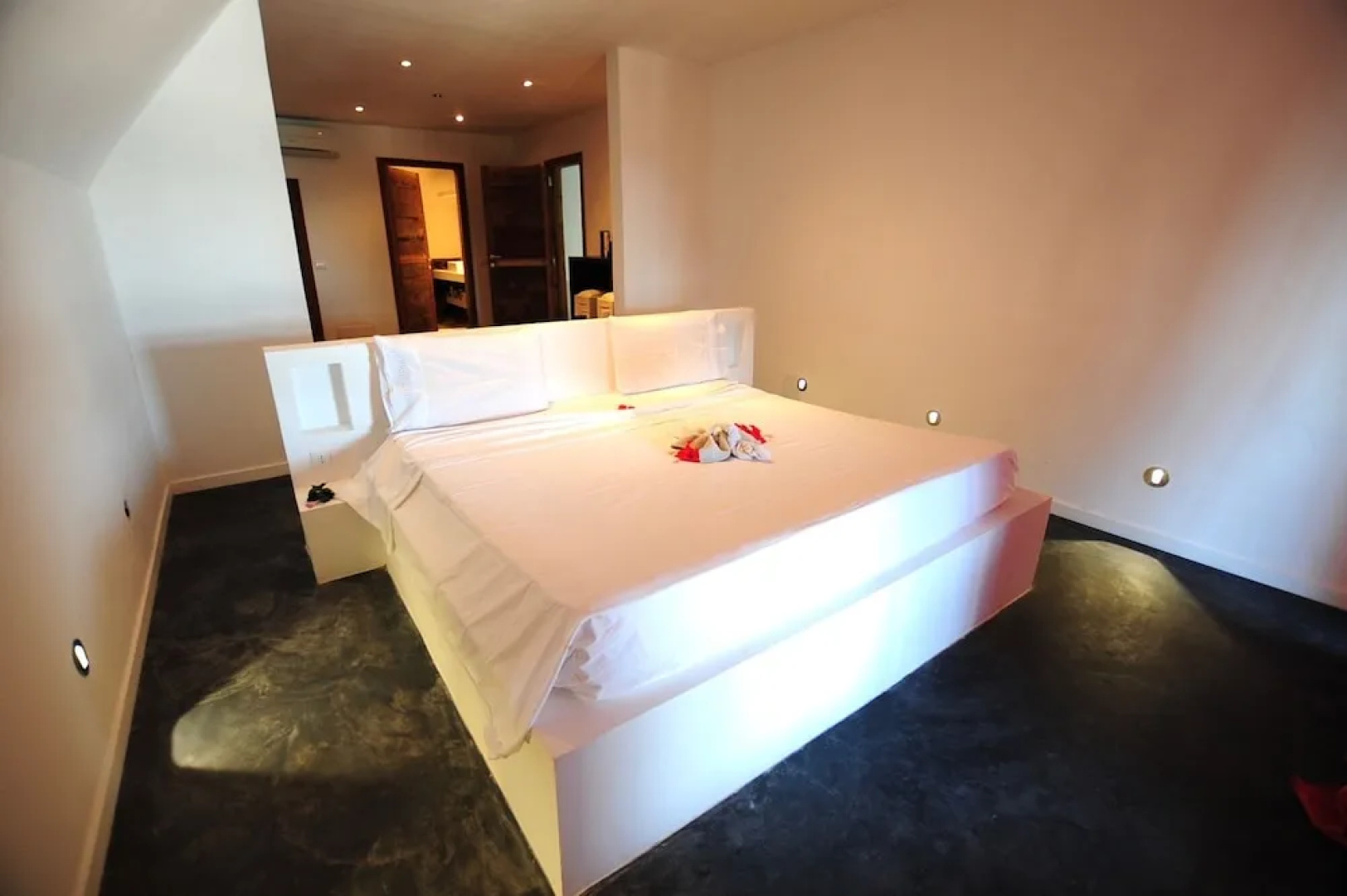 Villa Hideaway