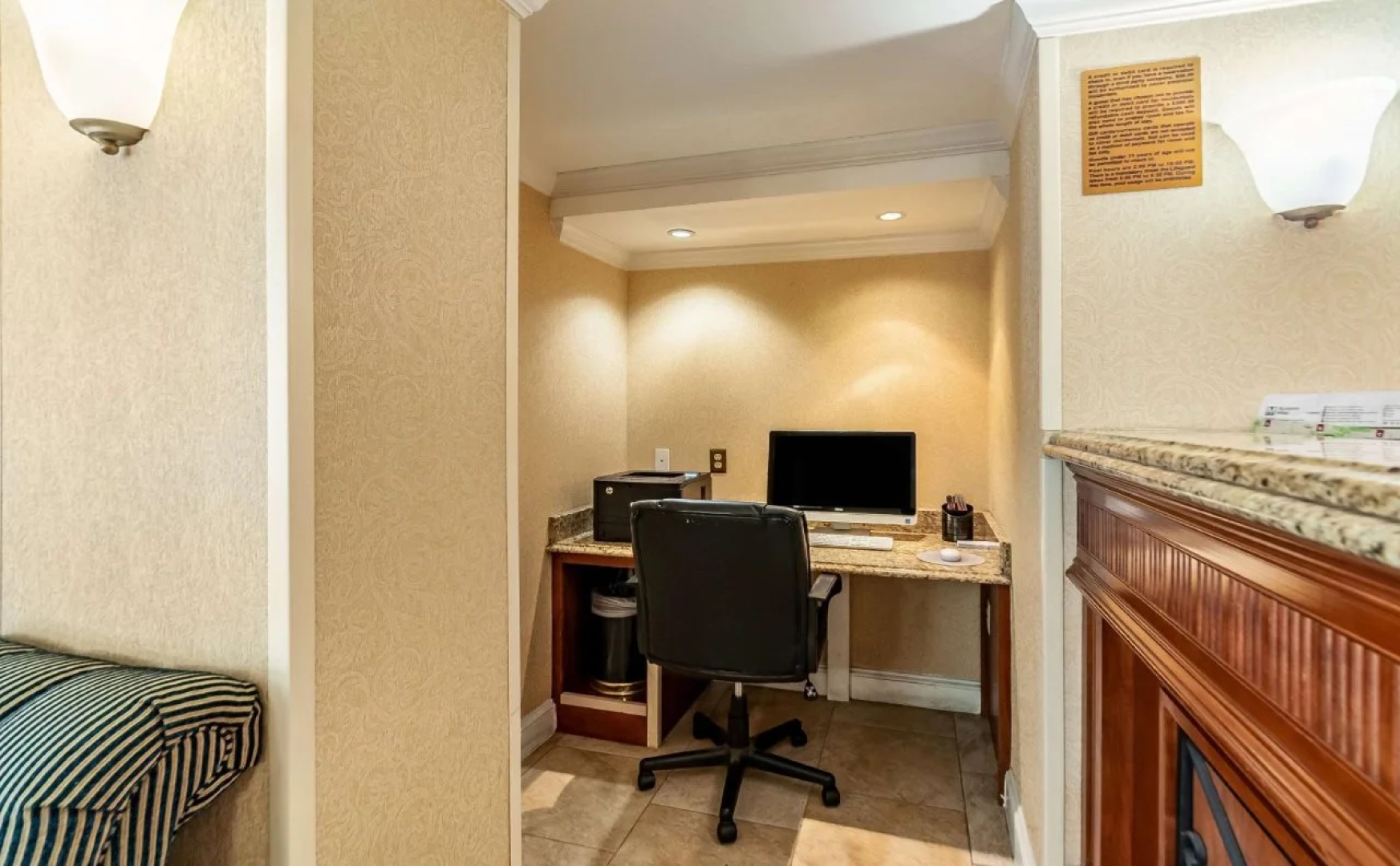 Best Western Rosslyn Iwo Jima