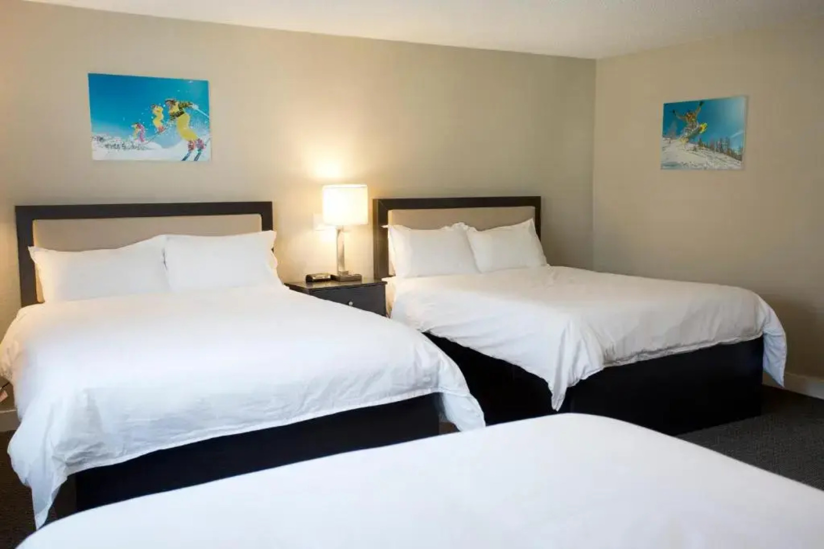 Premier Mountain Lodge and Suites