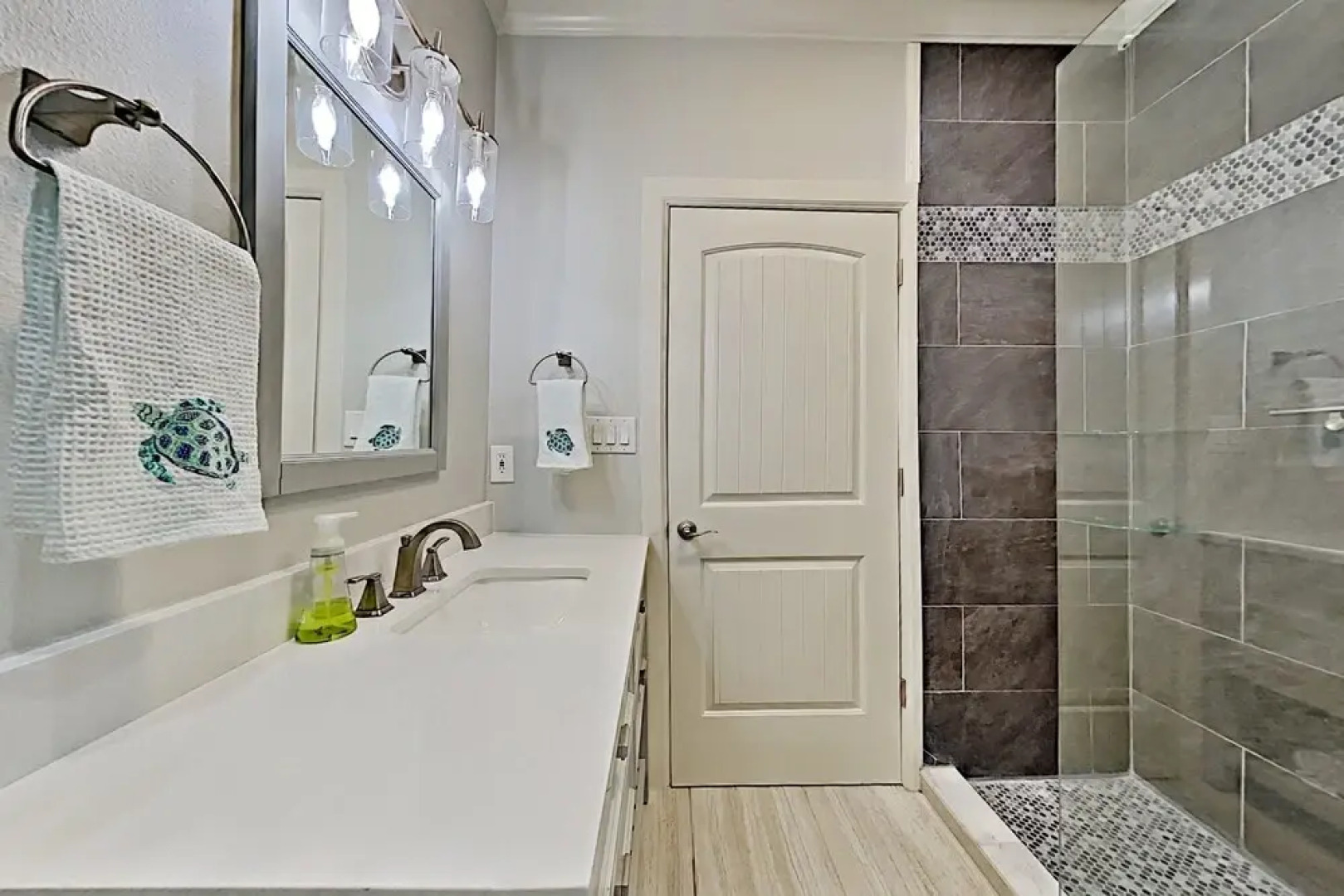 1231Swat 7 Bedroom Home