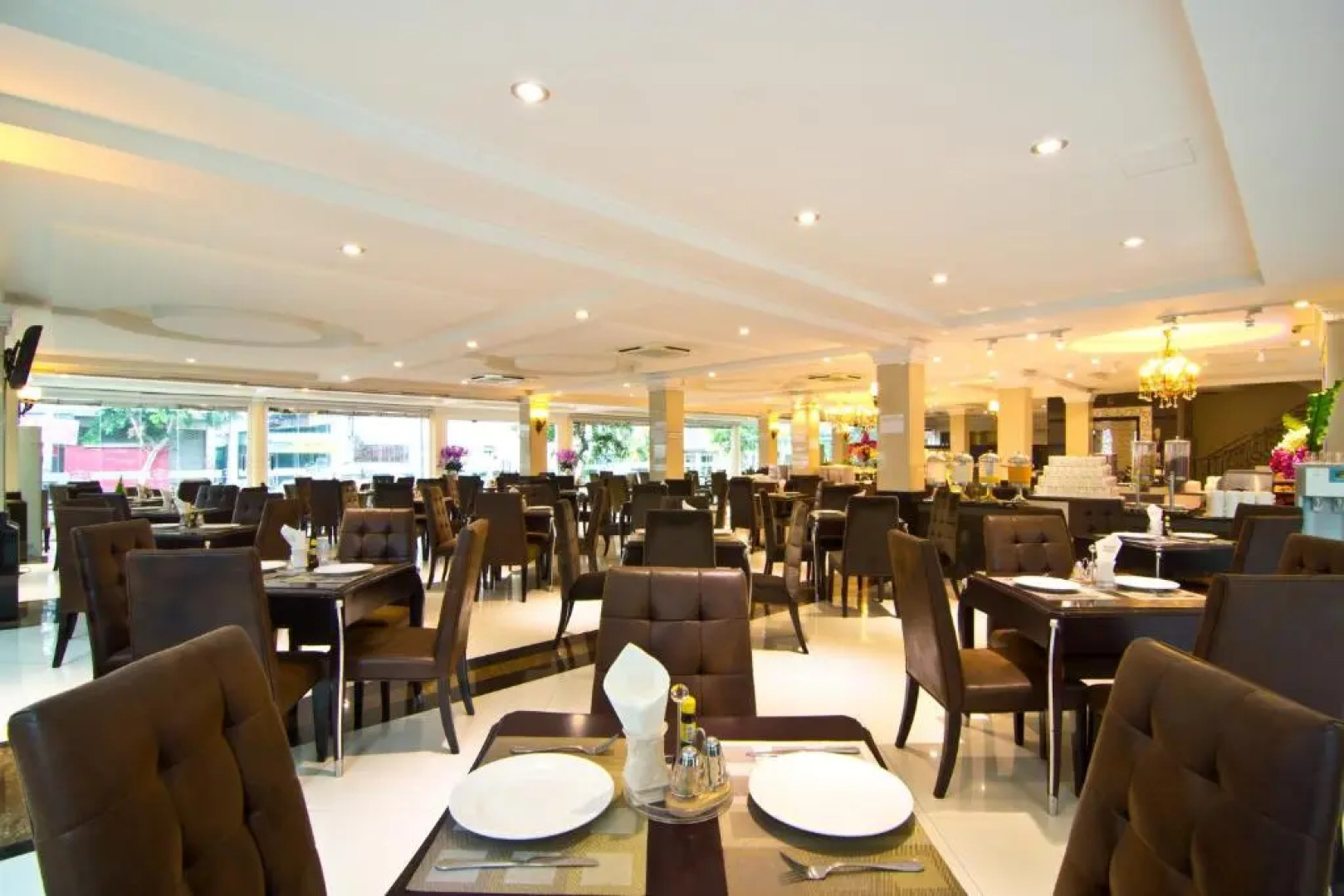 LK Mantra Pura Resort