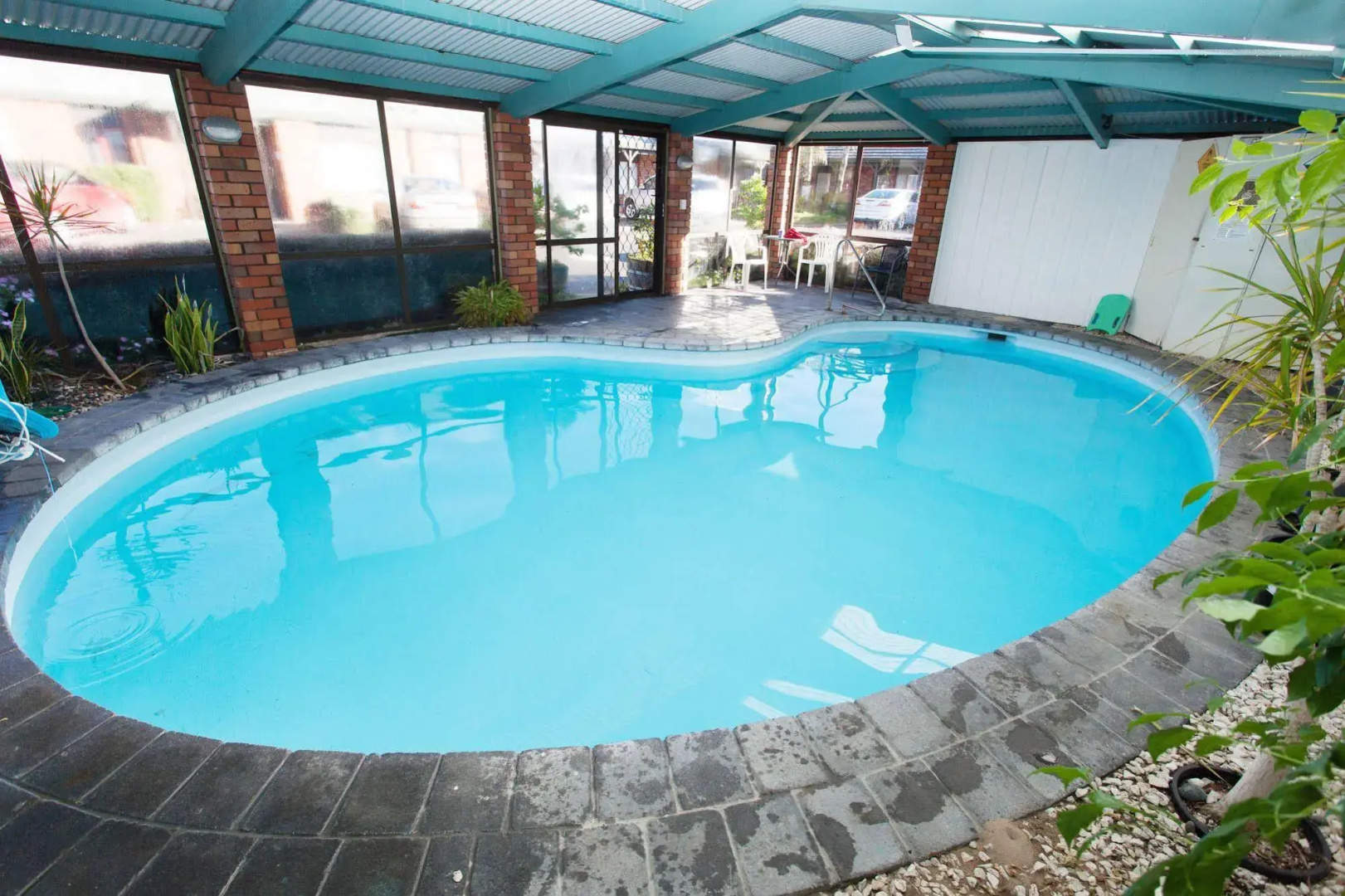 Alton Lodge Motel