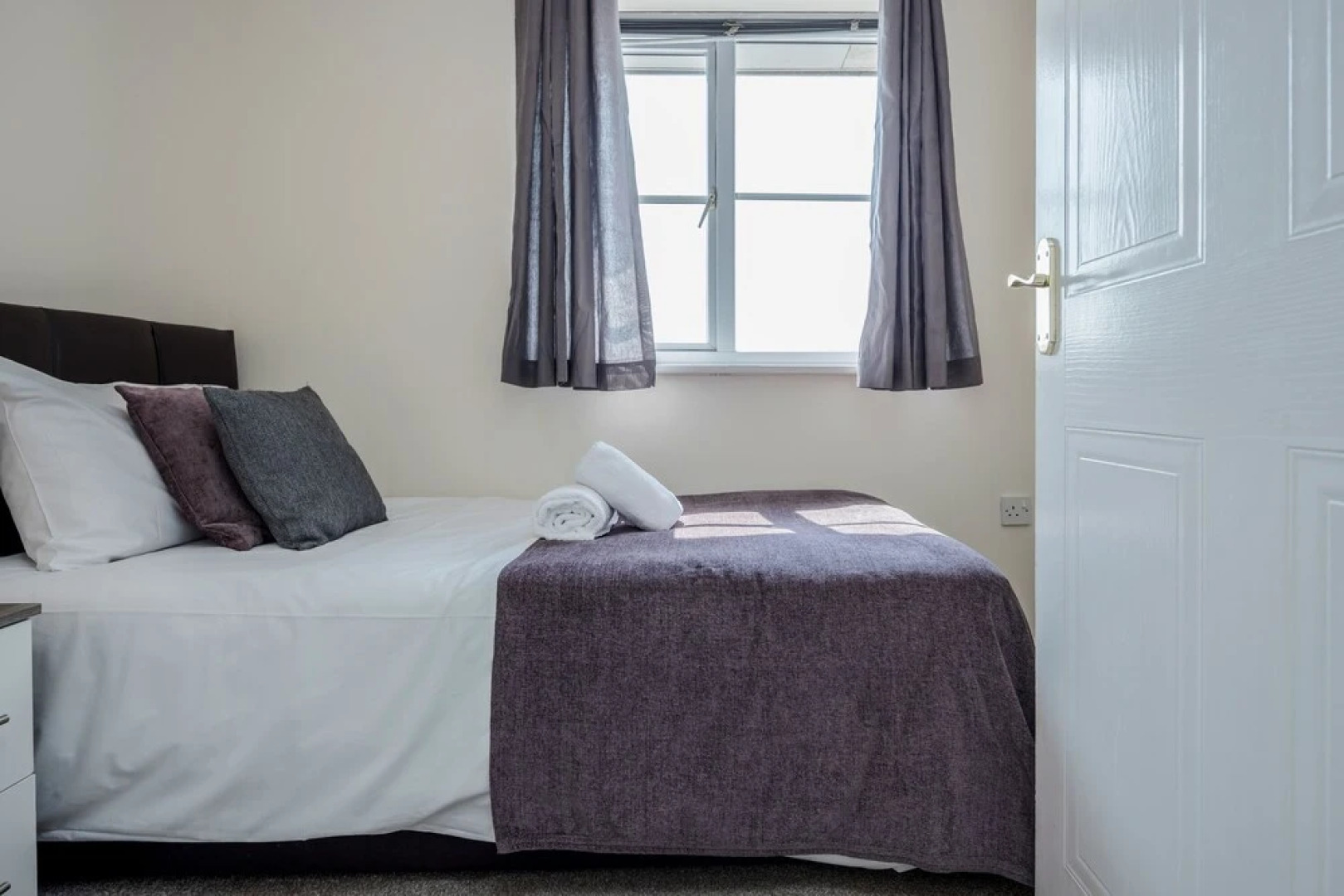 Captivating 3-bed Apartment in Grays