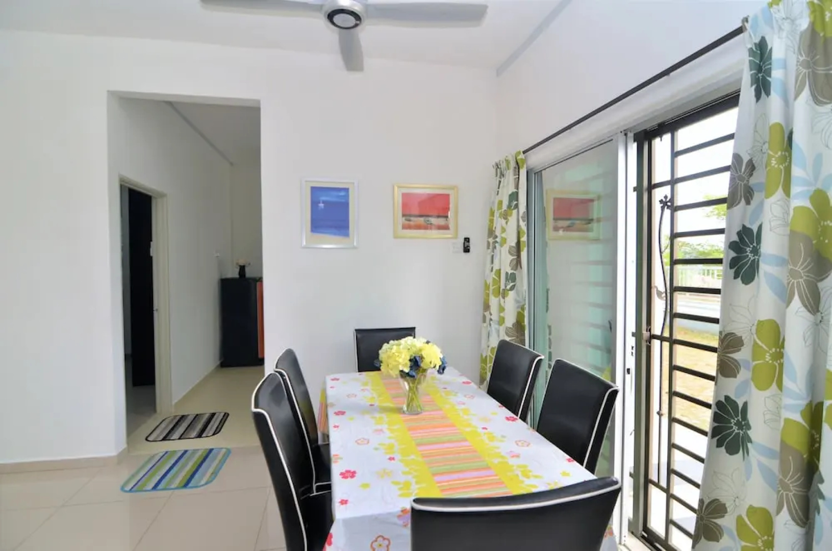ImpianaCasa Kluang Homestay