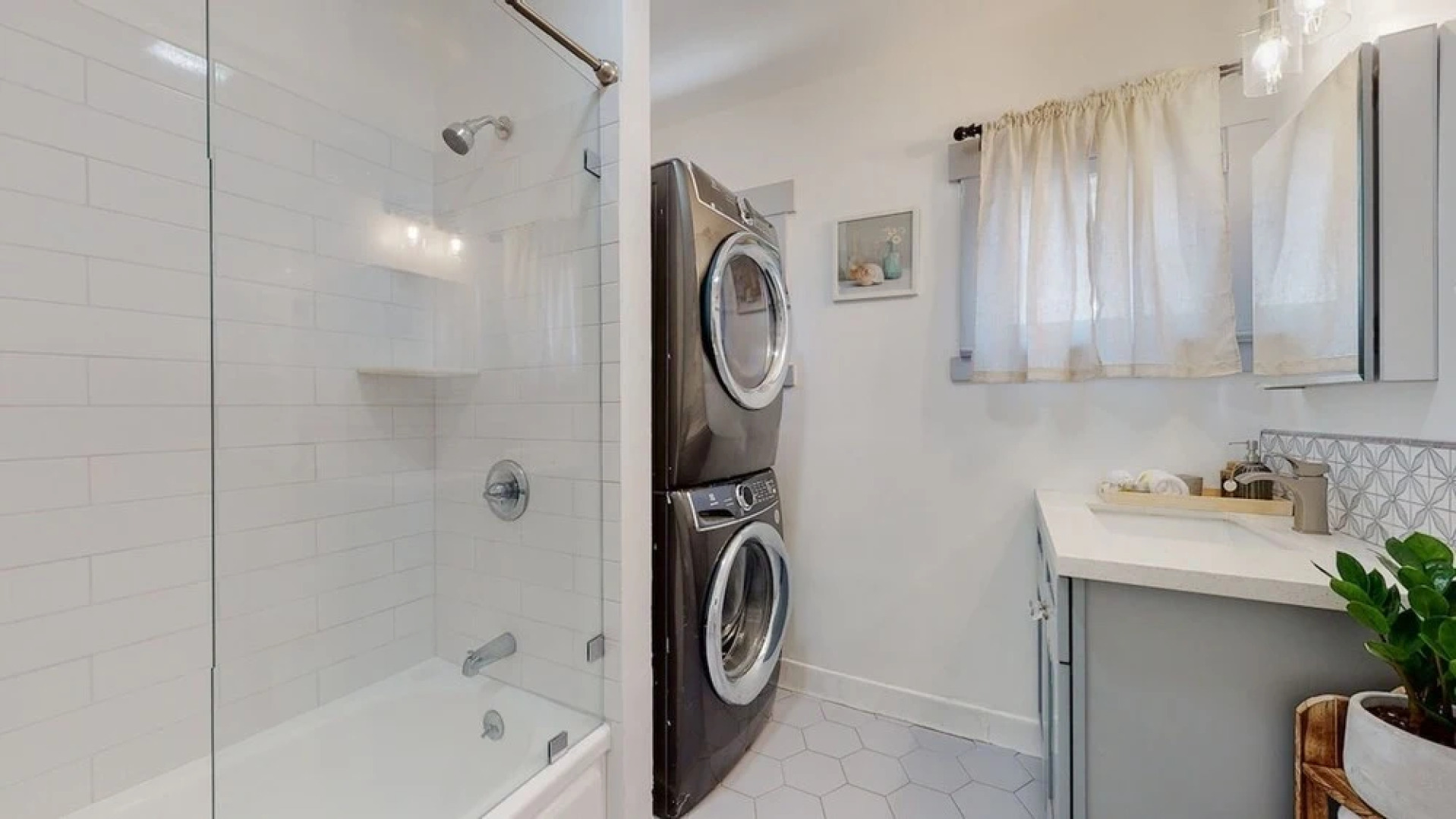 Cozy Alhambra 3BR Near Downtown Los Angeles