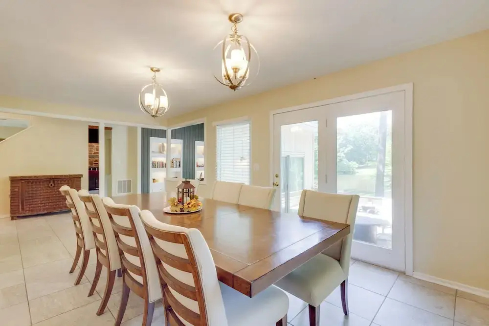 Lakefront Newport News Home, 6 Mi to City Center!