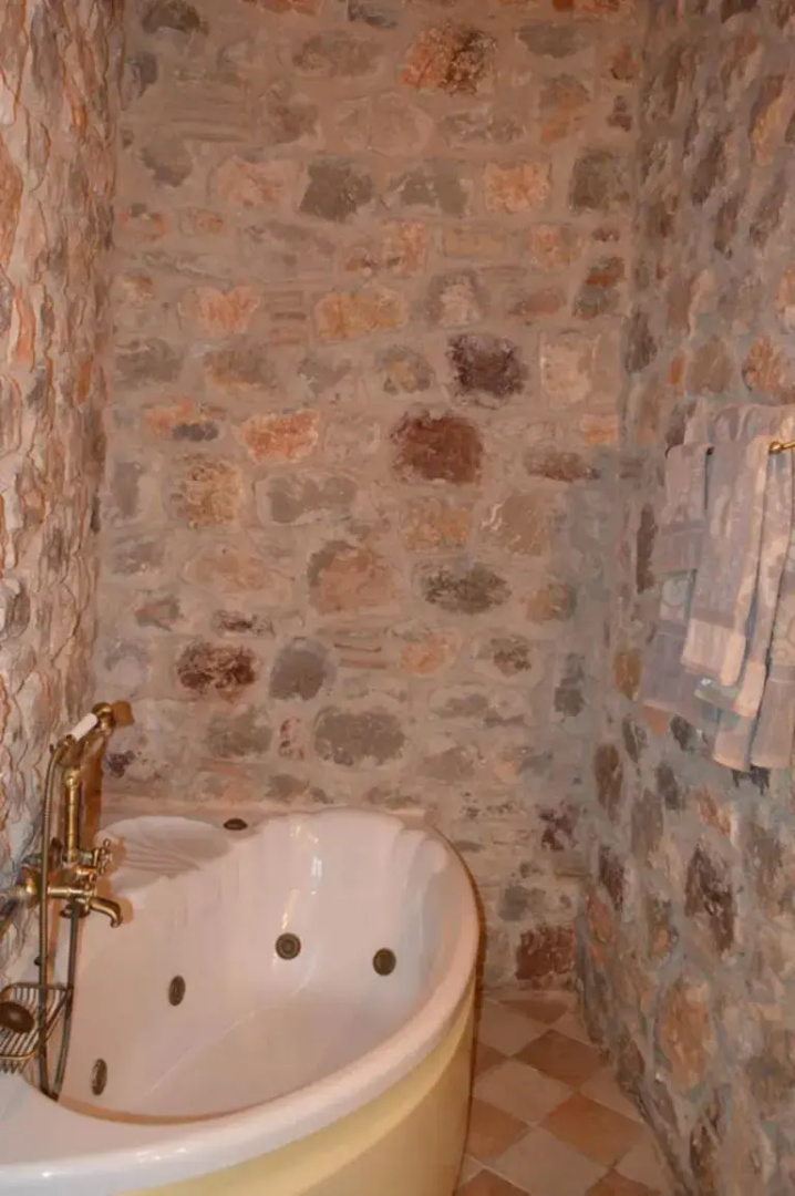 Alexandros Pension