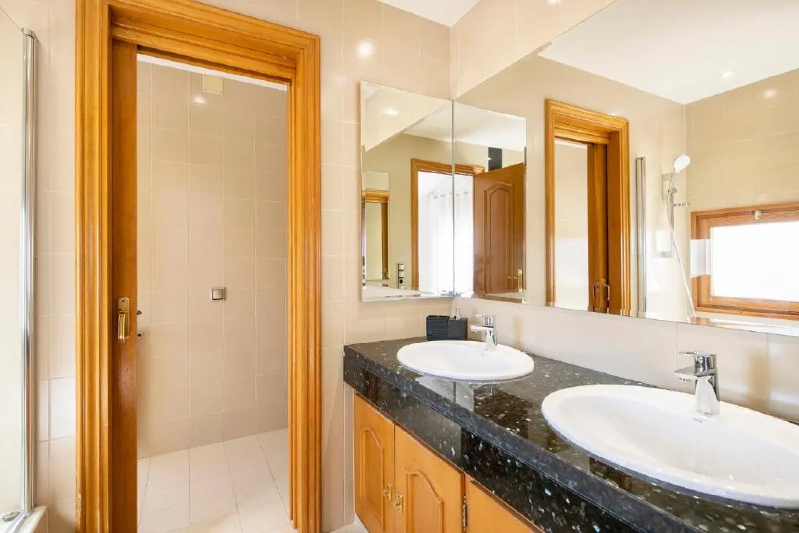 Casa Mirestany- Wonderful house with amazing views