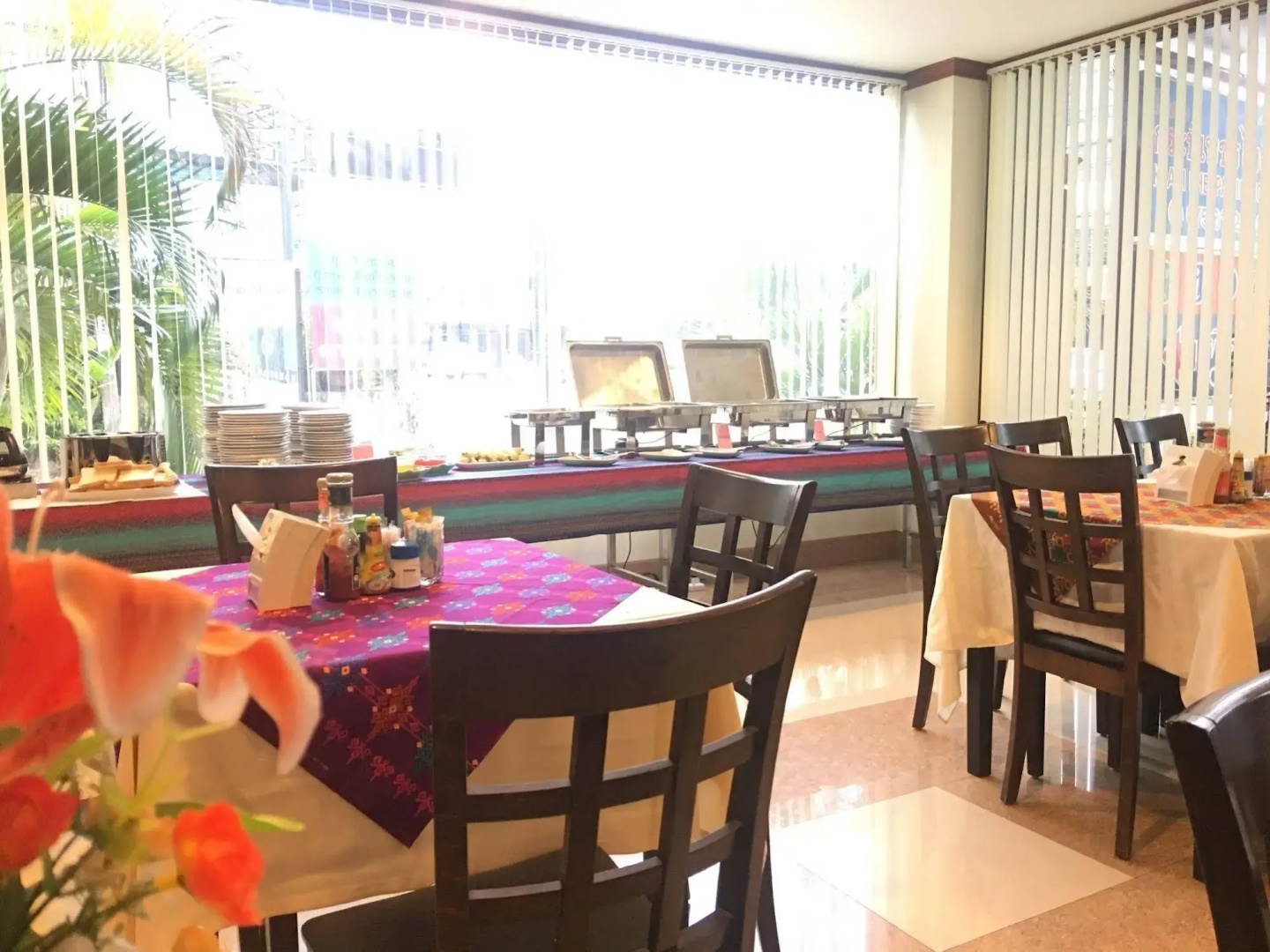 Sripet Hotel