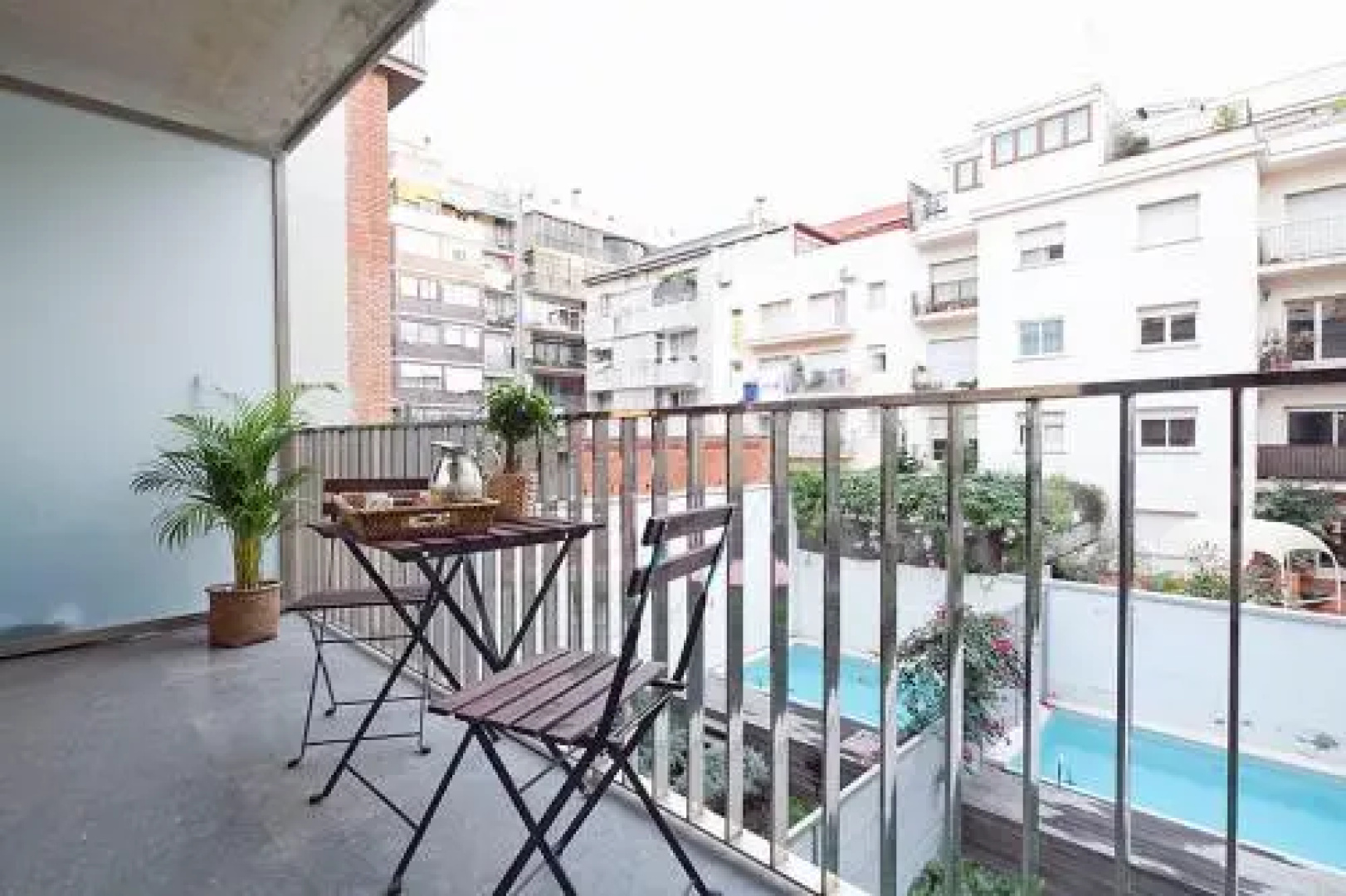 Apartment Barcelona Rentals - Sarria Apartments Near Center
