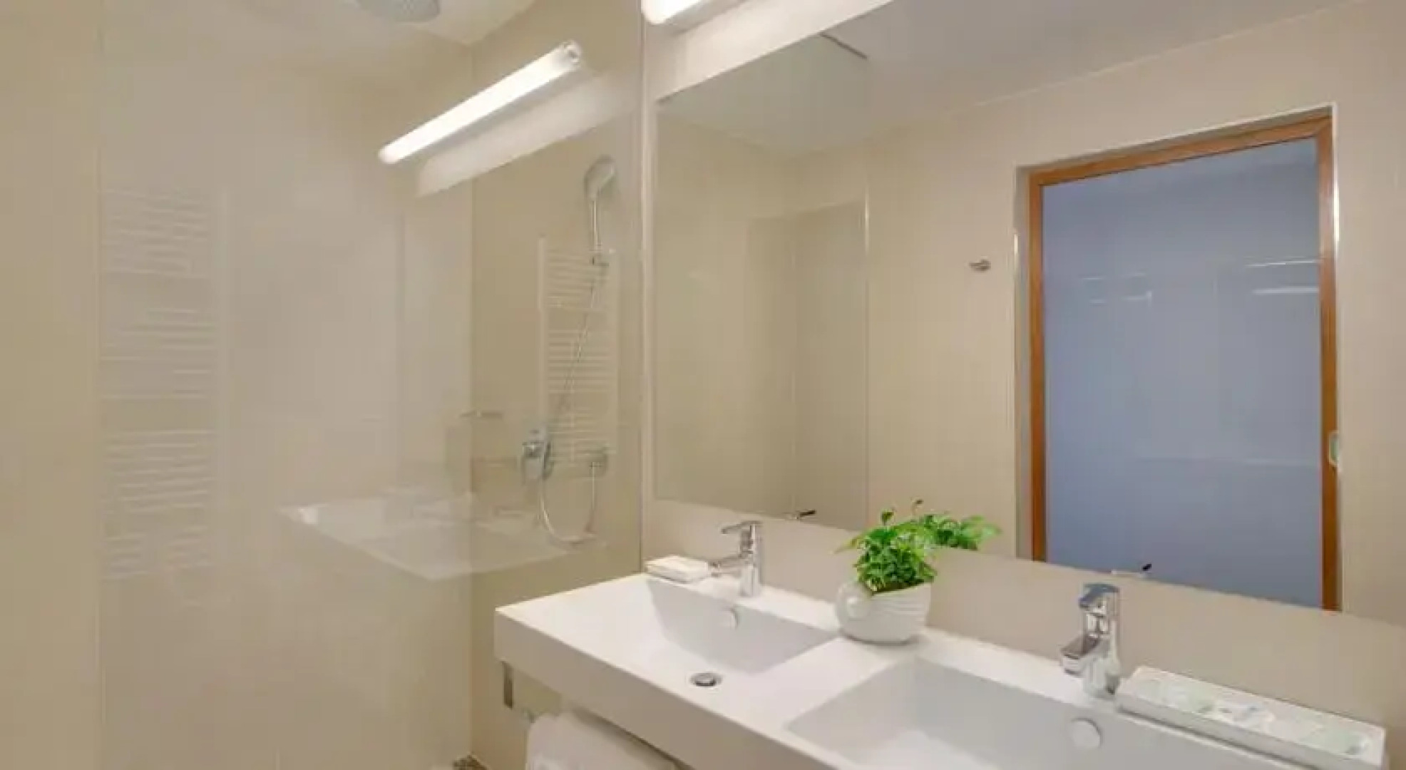 Valamar Isabella Villa Mare