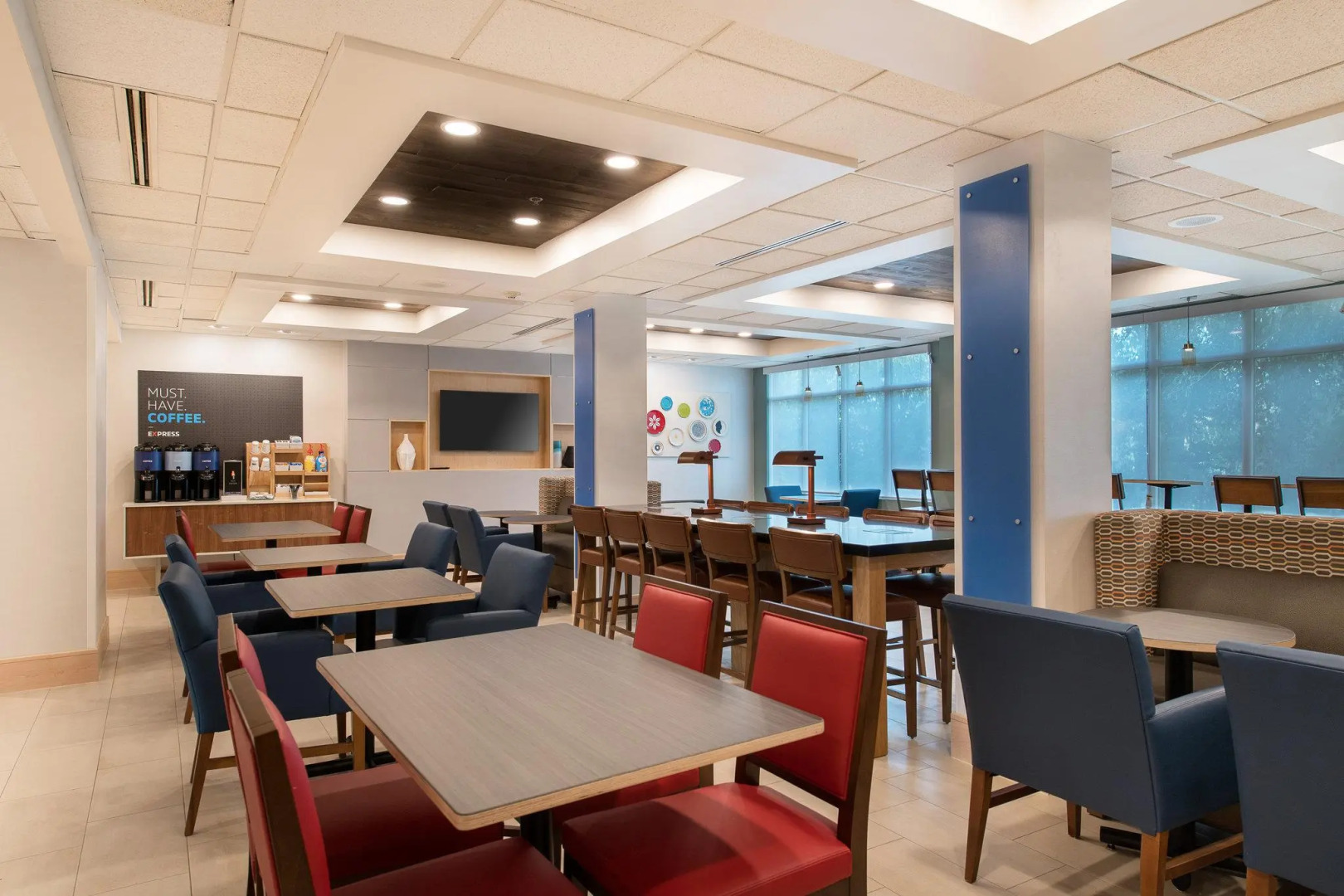 Holiday Inn Express & Suites Columbia-I-26 @ Harbison Blvd by IHG