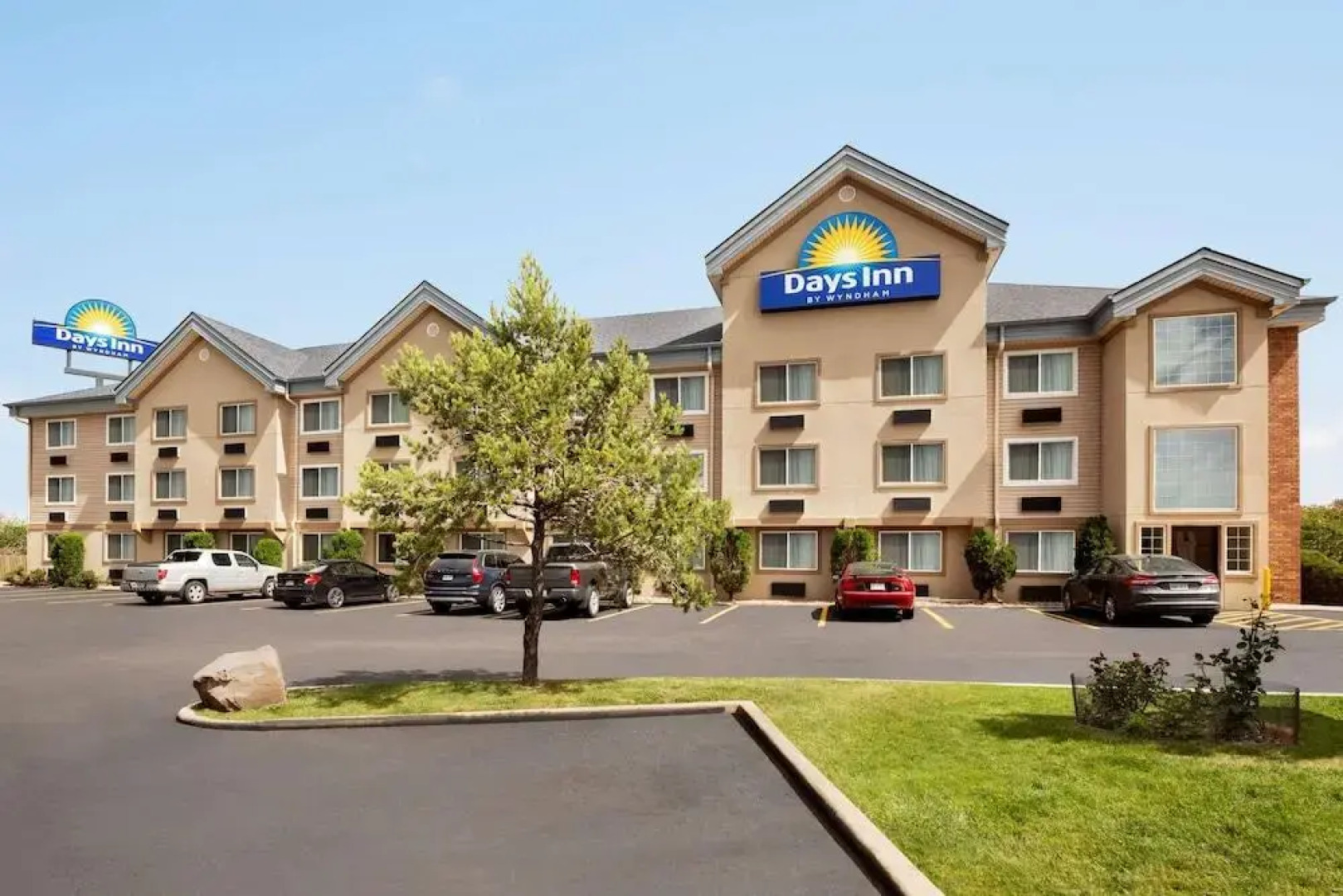 Days Inn & Suites by Wyndham Golden/Denver West