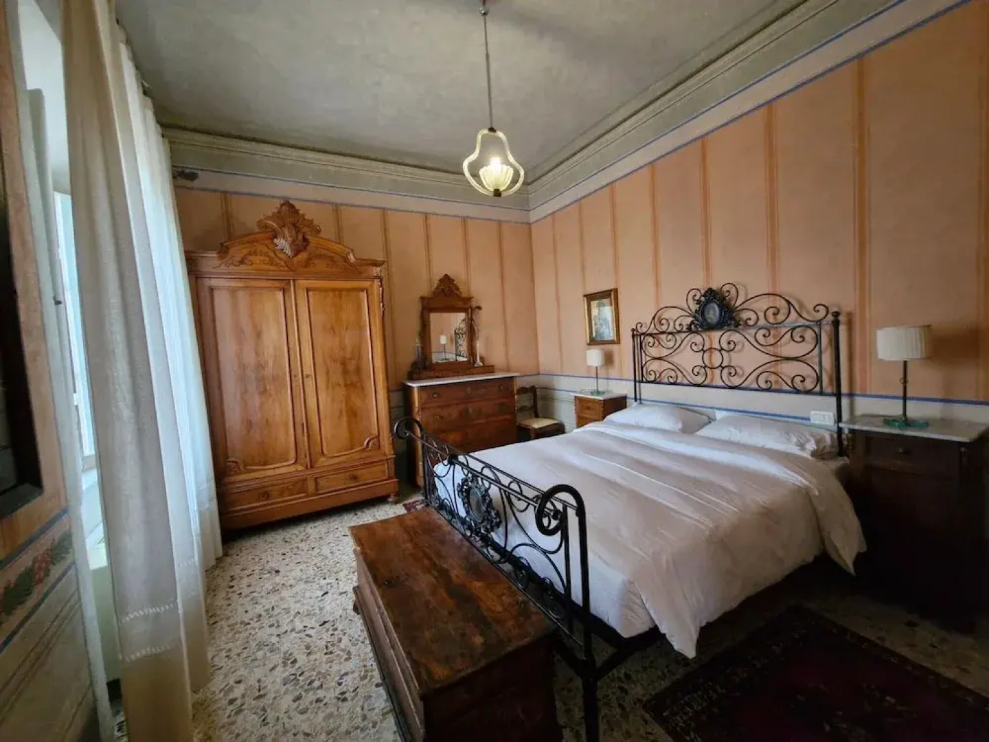 Romantic Getaway With Views