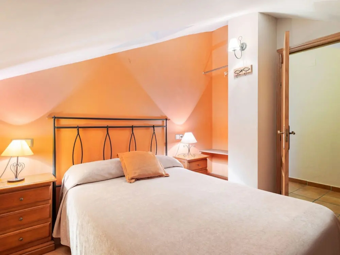 Elegant Apartment in Sierra de Gúdar With Fireplace