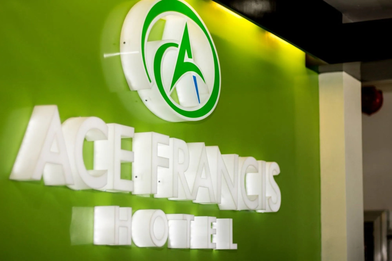 Ace Francis Hotel