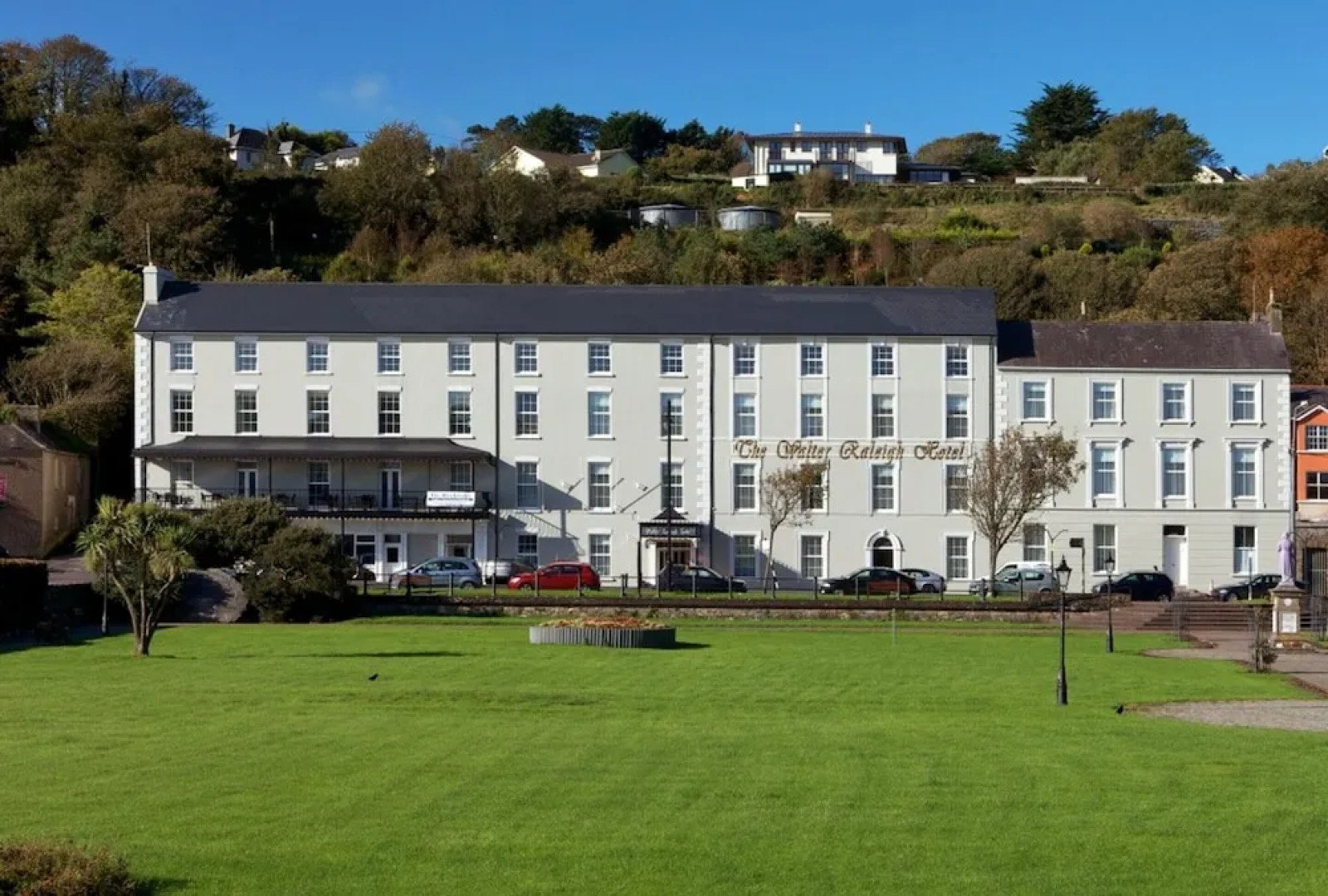 Walter Raleigh Hotel