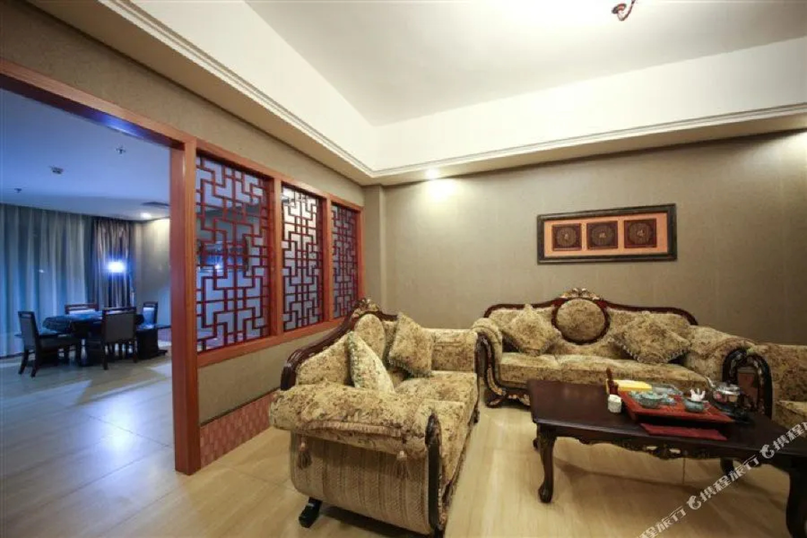 Yangshan Baoheng Business Hotel