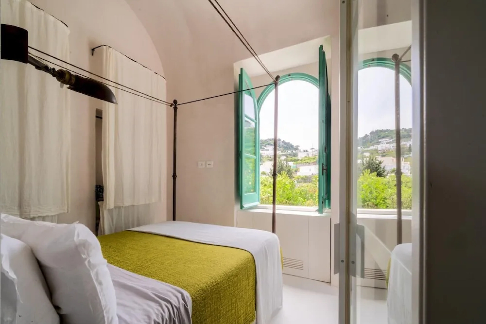 Capri Designer Suite by Elite Villas