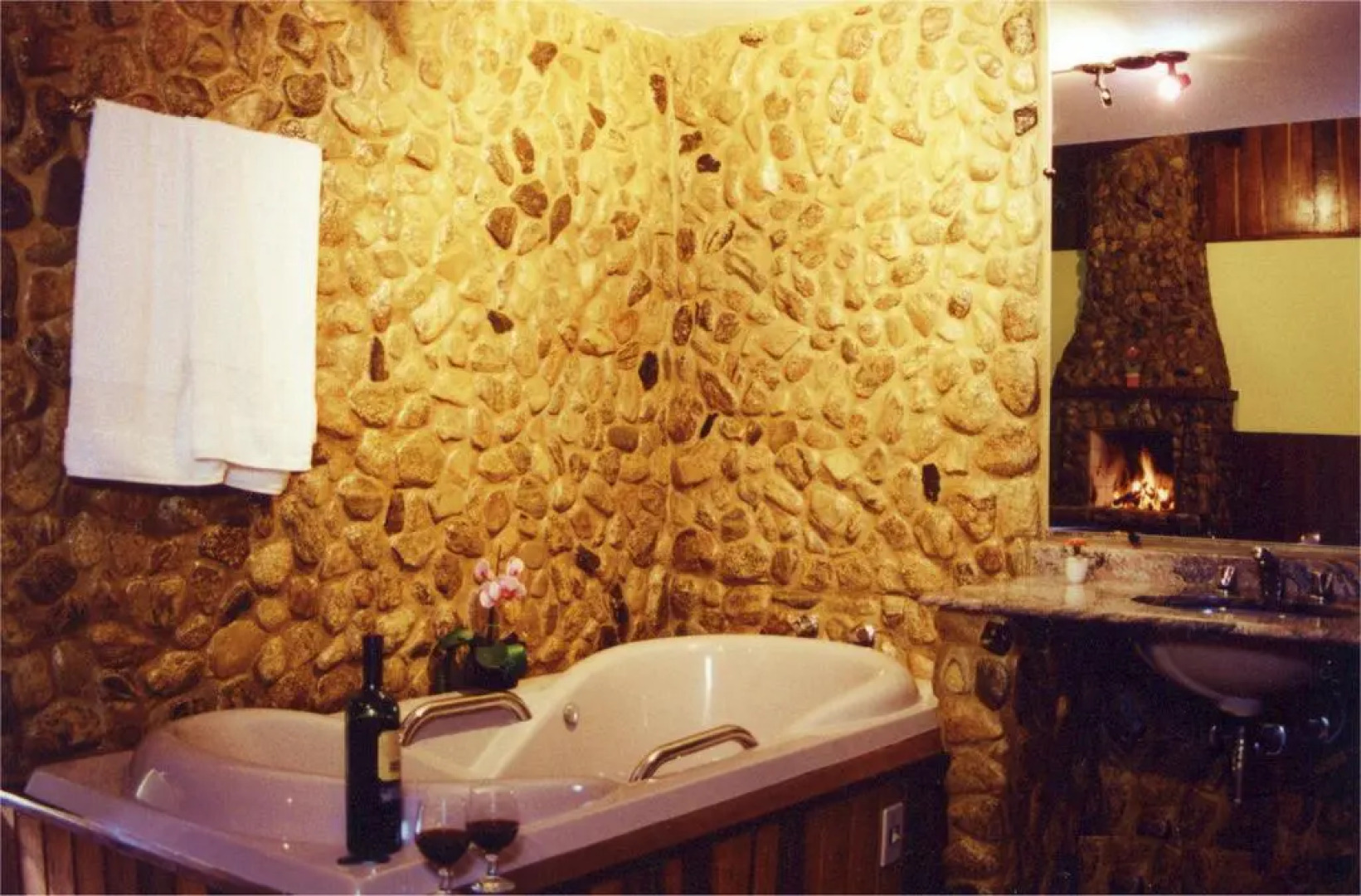 Pousada no Caminho do Marimbondo