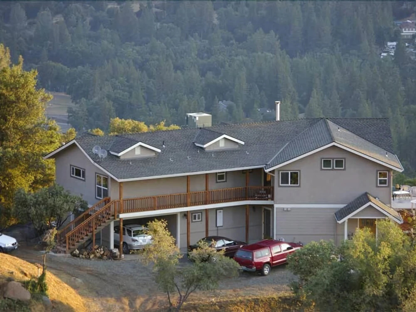 Yosemite Sierra View Bed & Breakfast