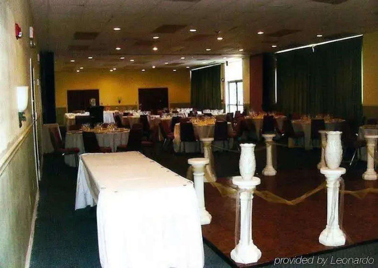 Tropical Inn Palm Bay