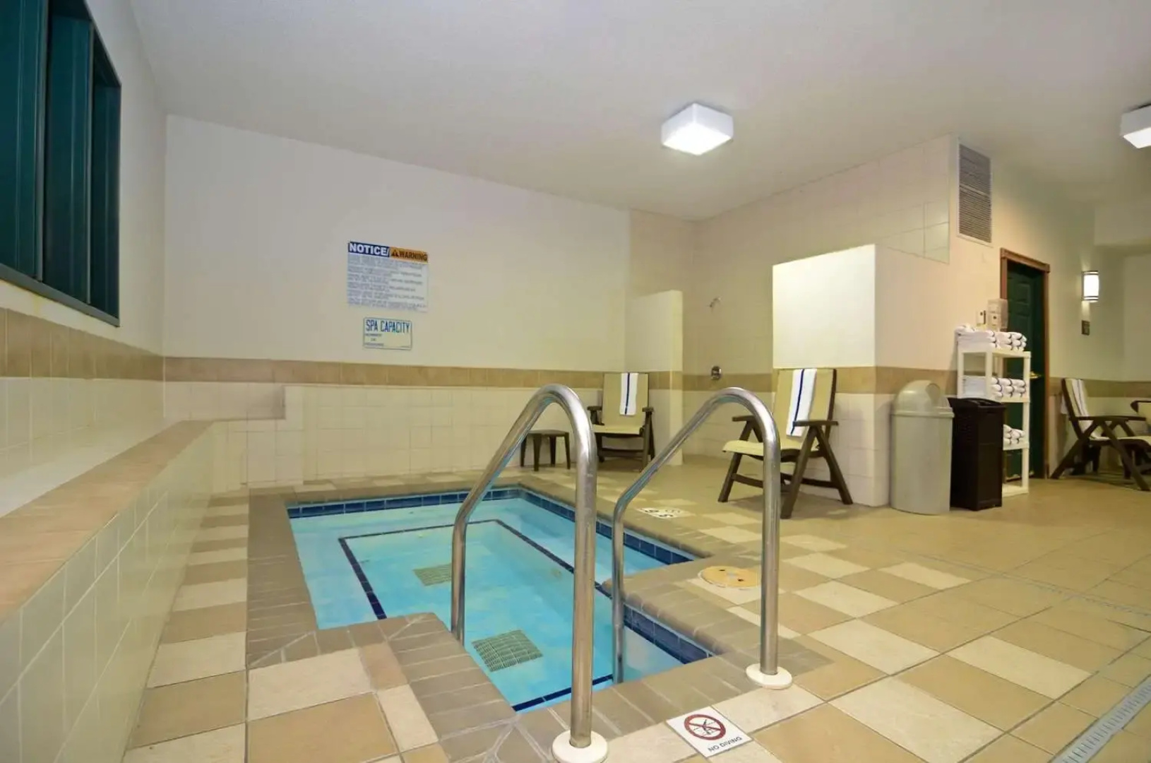 Country Inn & Suites by Radisson, Stevens Point, WI