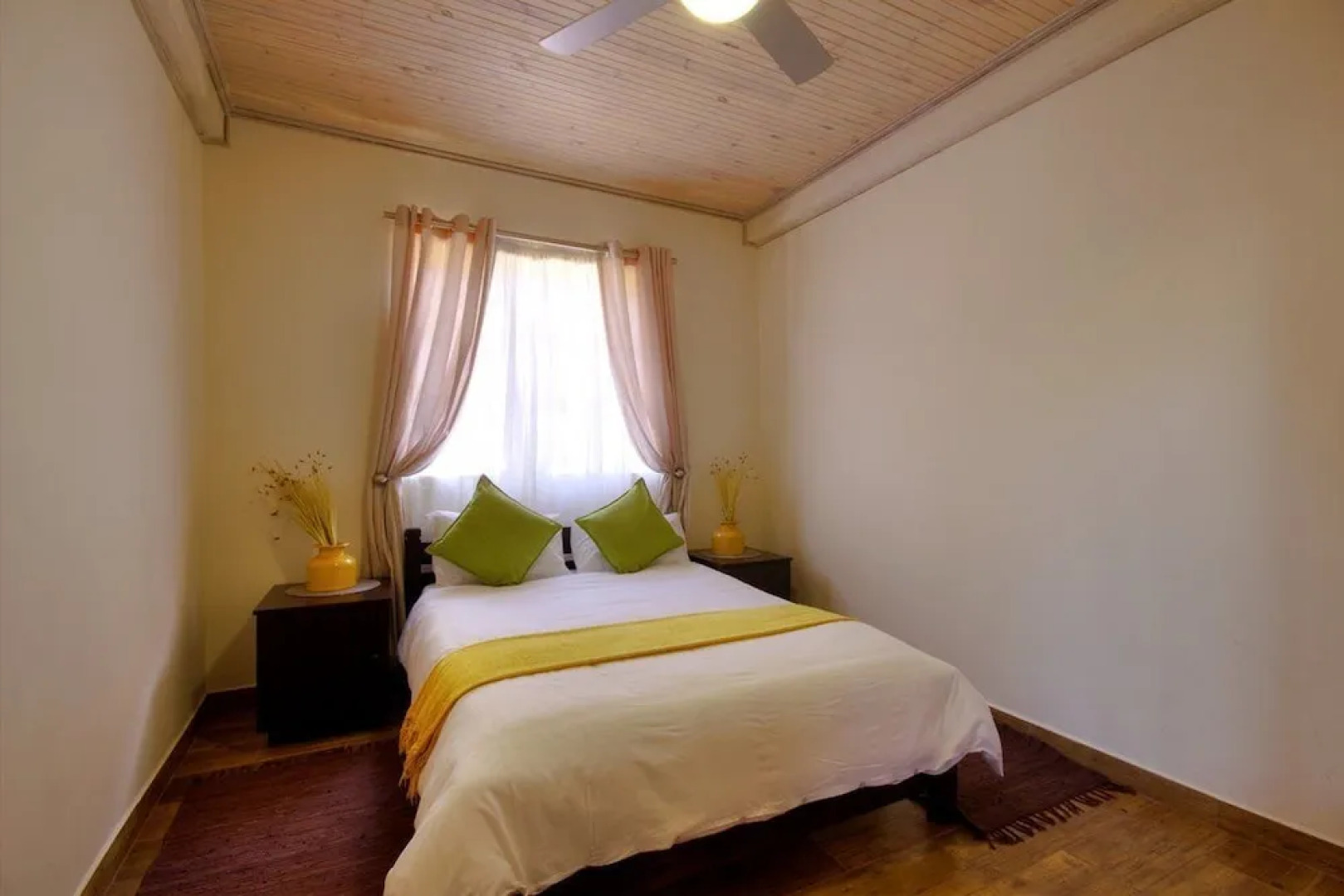 Budget Tented Village at Urban Glamping - Hostel