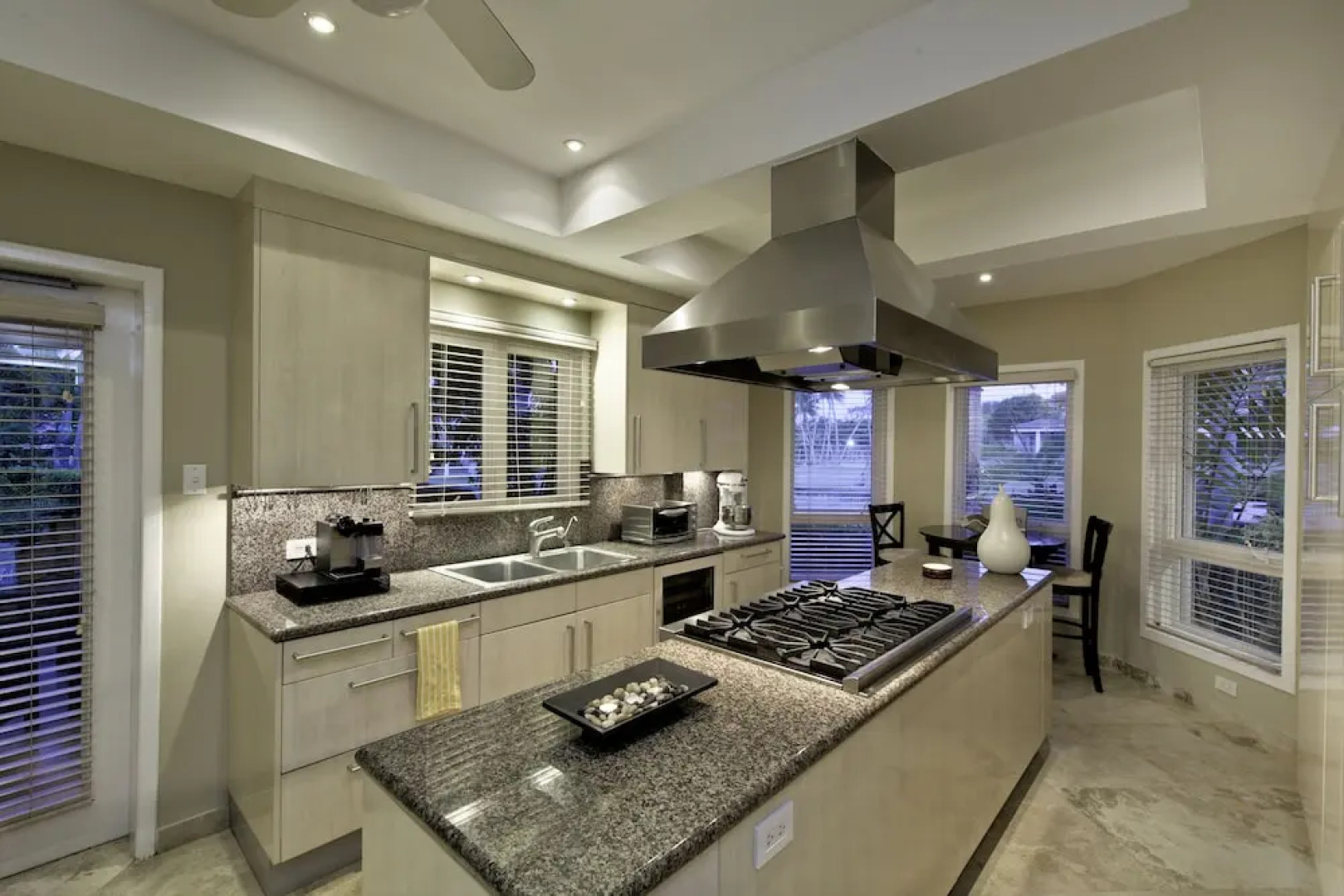 Dorado Beach Cottages 14