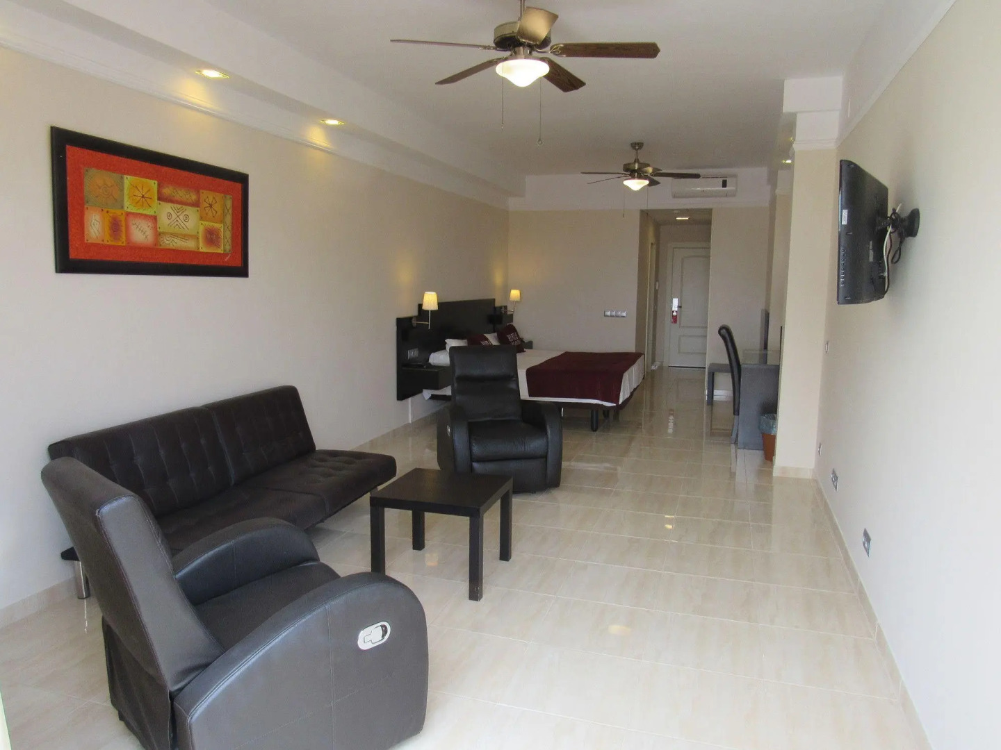 Отель Los Arcos