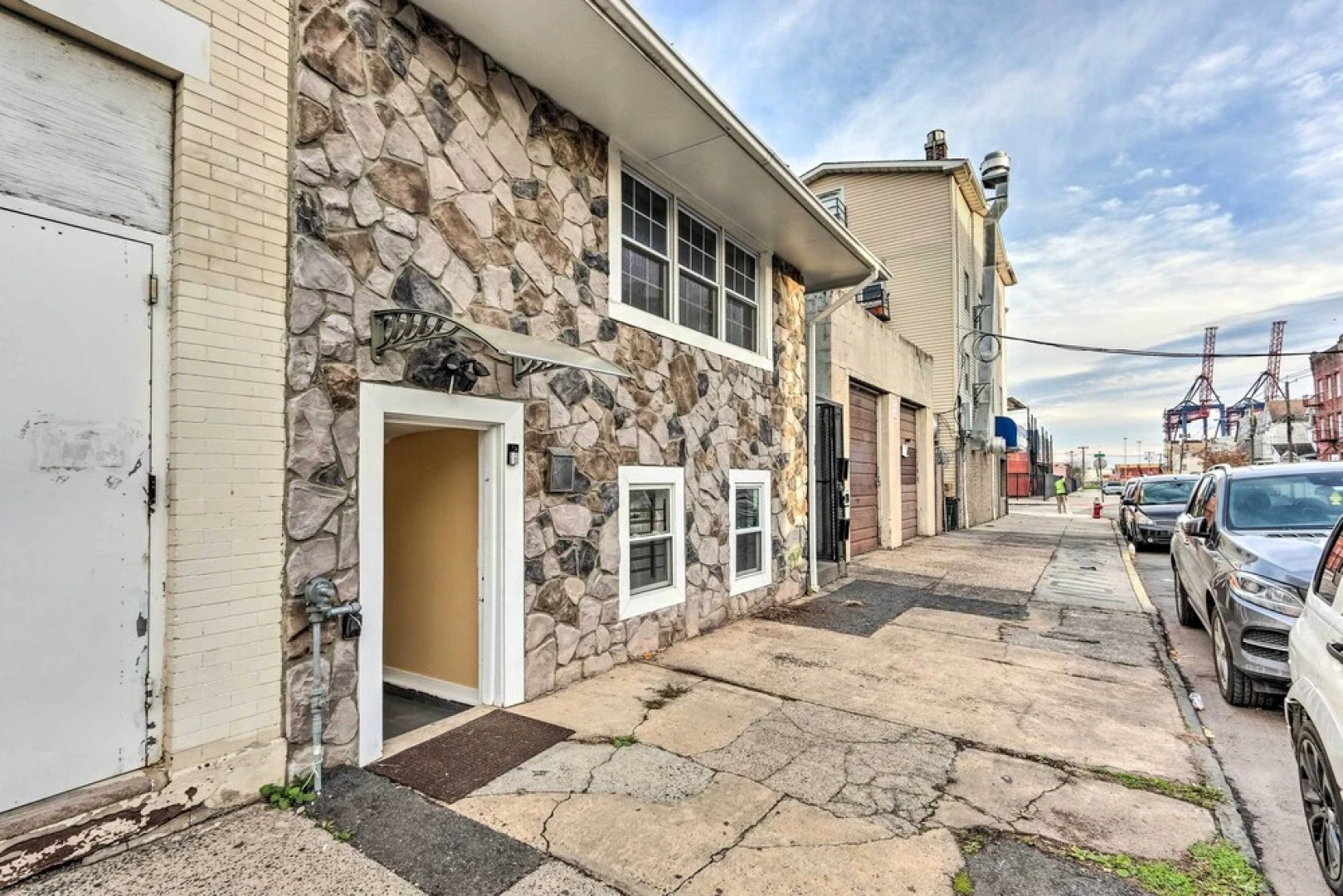 Quaint New Jersey Getaway - Walk to Parks!