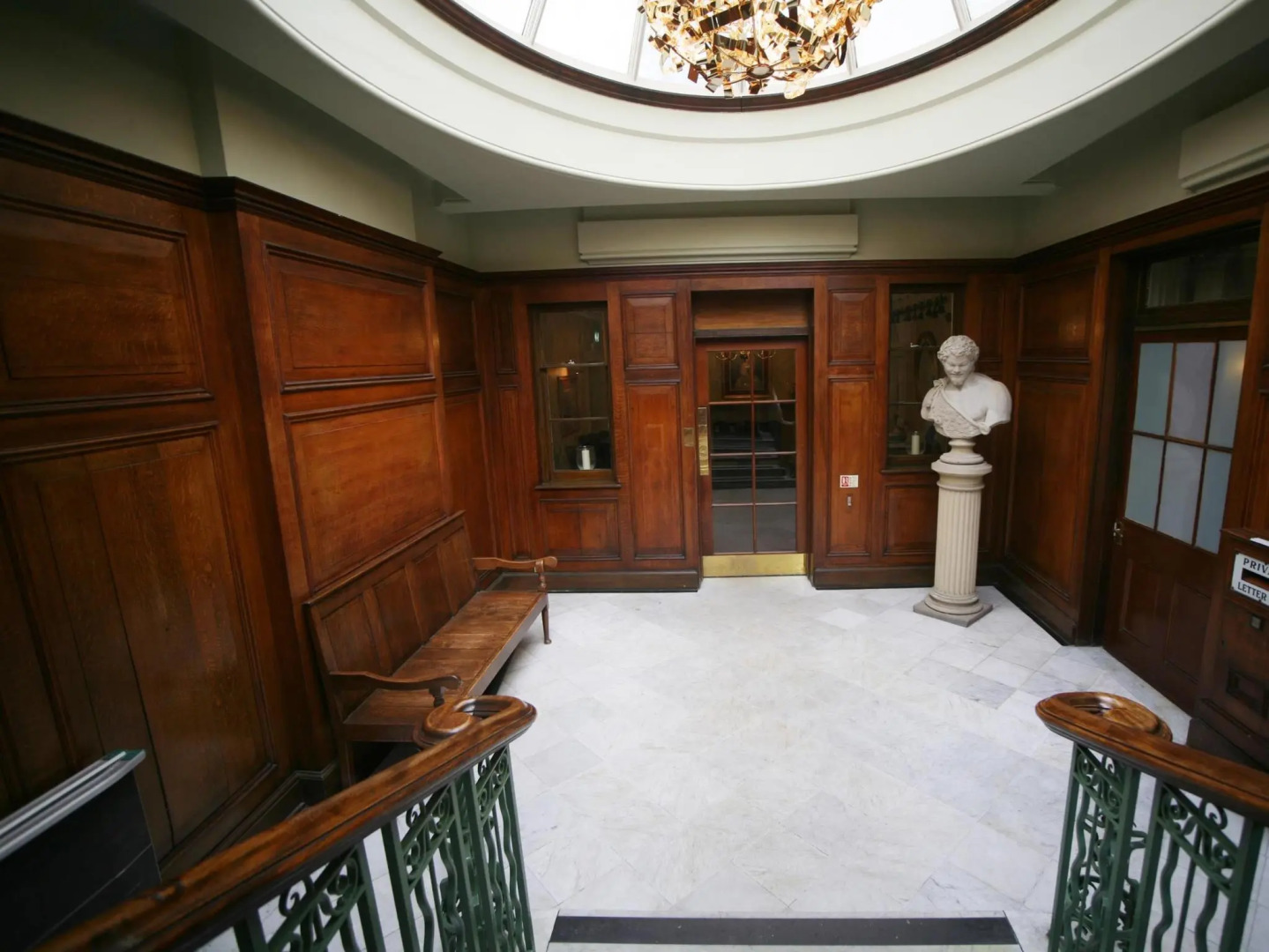 Winchester Royal Hotel