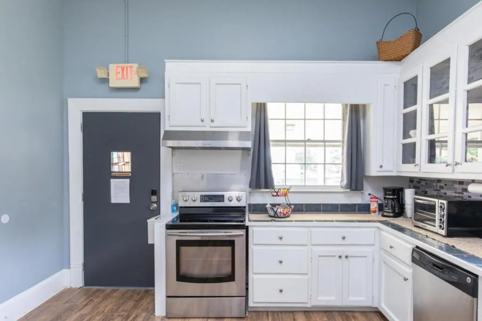 Luxury suite and bathroom rm 6