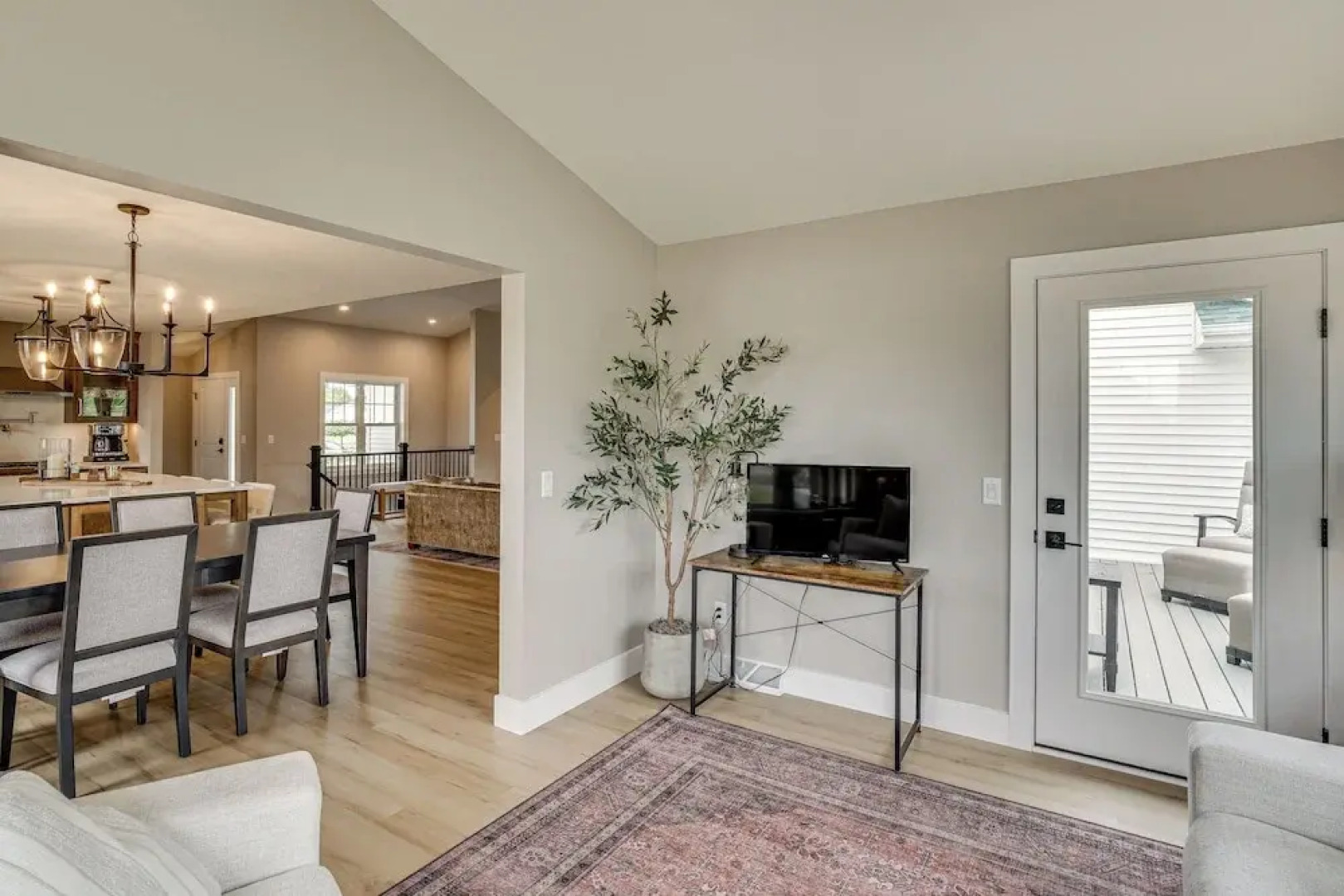 Walk to Beaches + Restaurants: Elkhart Lake Escape