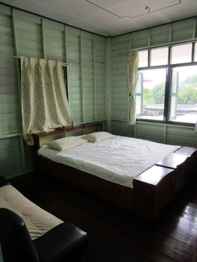San Sook Place Guest House